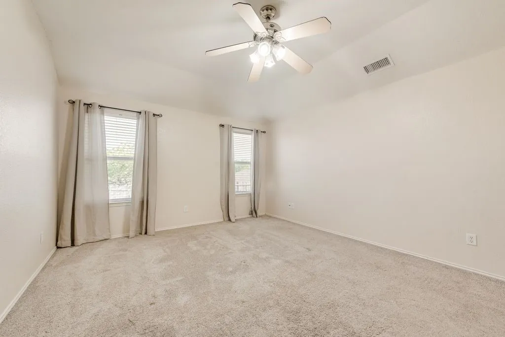 Single Family Residence For Sale in Tarrant County , 9320 Rhea Court, White Settlement, Texas 76108, 3 Bedroom, 2 Bathroom, 2 Garage spaces, 1,790 Sqft, built in 2003, Preowned, mls#21241437, Real Estate Agent in White Settlement, Homes For Sale in Tarrant county, Homes For Sale in White Settlement, Realtor in White Settlement Texas, Real Estate Brokerage Independent Realty Texas, Luminita Cordes Realtor