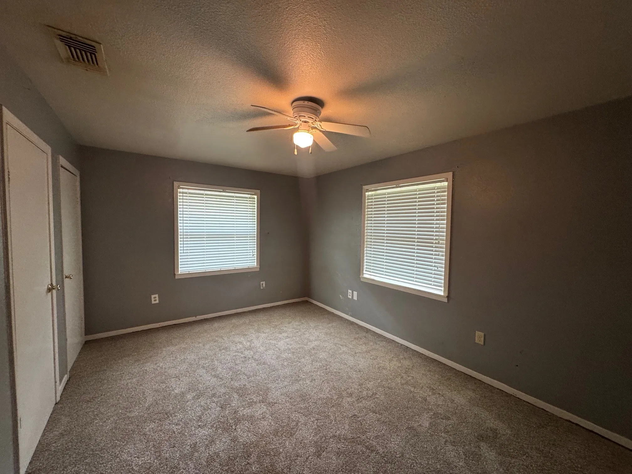Single Family Residence For Sale in Henderson County , 621 French Street, Trinidad, Texas 75163, 3 Bedrooms, 2 Bathrooms, Garage spaces, 1,716 Sqft, built in 1960, Price $189,000, mls#21247881, Real Estate Agent in Trinidad, Homes For Sale in Henderson county, Homes For Sale in Trinidad, Realtor in Trinidad Texas, Real Estate Brokerage Independent Realty Texas, Luminita Cordes Realtor
