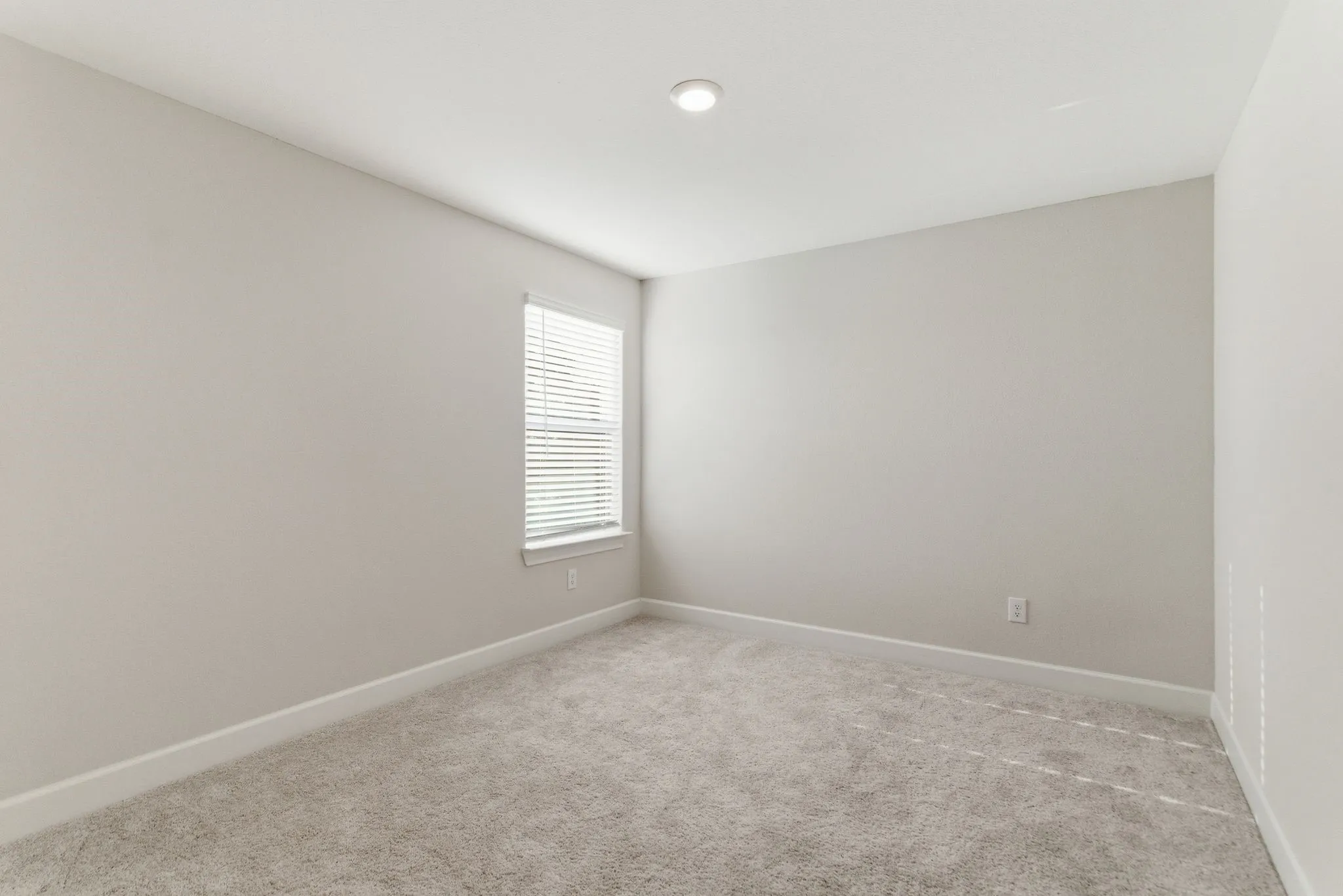 Single Family Residence For Sale in Collin County , 1308 Windermere Way, Princeton, Texas 75407, 5 Bedroom, 3 Bathroom, 2 Garage spaces, 2,533 Sqft, built in 2022, mls#21249073, Real Estate Agent in Princeton, Homes For Sale in Collin county, Homes For Sale in Princeton, Realtor in Princeton Texas, Real Estate Brokerage Independent Realty Texas, Luminita Cordes Realtor