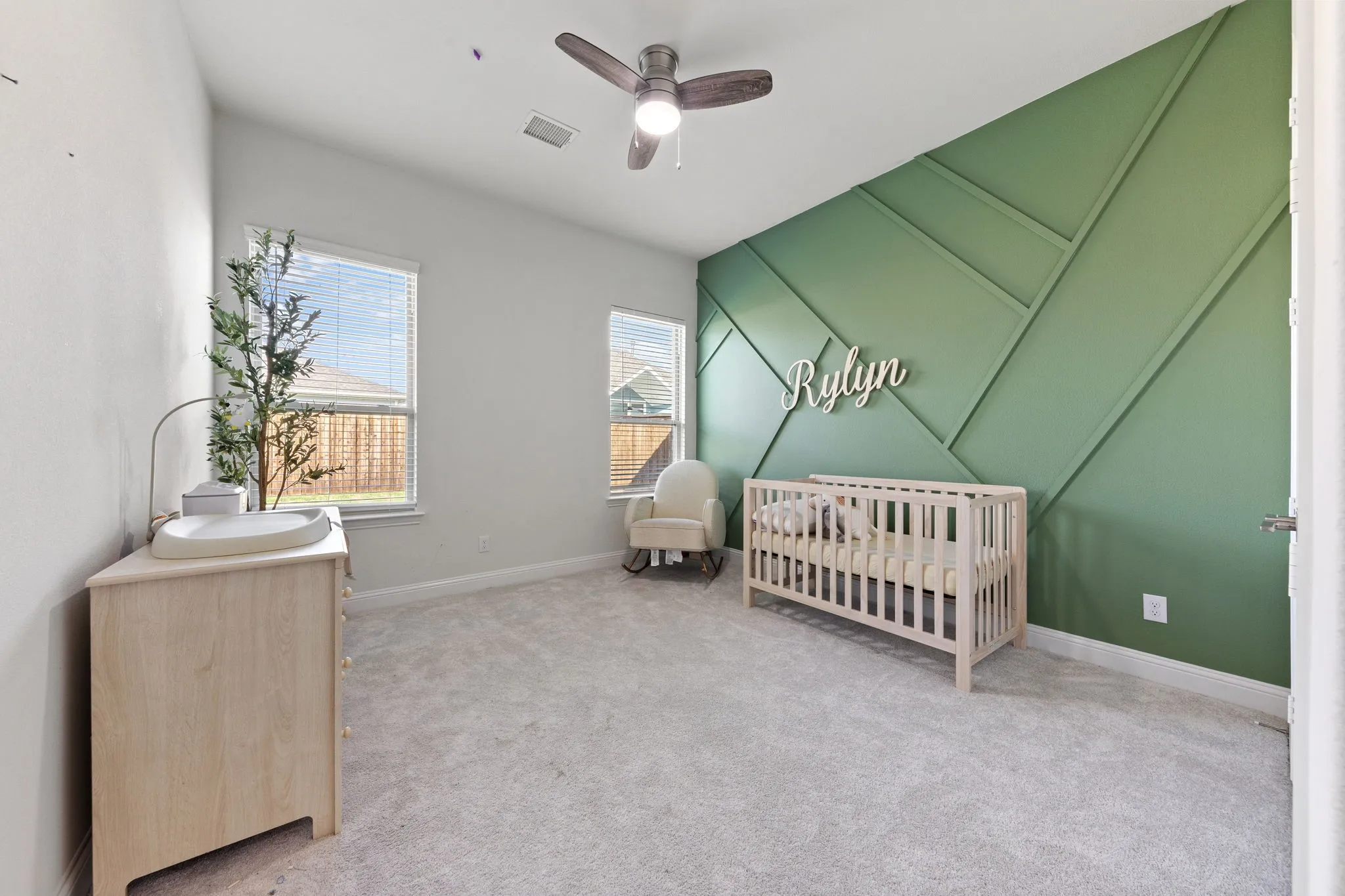 Single Family Residence For Sale in Dallas County , 8808 Royal Star Road, Rowlett, Texas 75089, 4 Bedroom, 3 Bathroom, 2 Garage spaces, 2,732 Sqft, built in 2022, mls#21246451, Real Estate Agent in Rowlett, Homes For Sale in Dallas county, Homes For Sale in Rowlett, Realtor in Rowlett Texas, Real Estate Brokerage Independent Realty Texas, Luminita Cordes Realtor