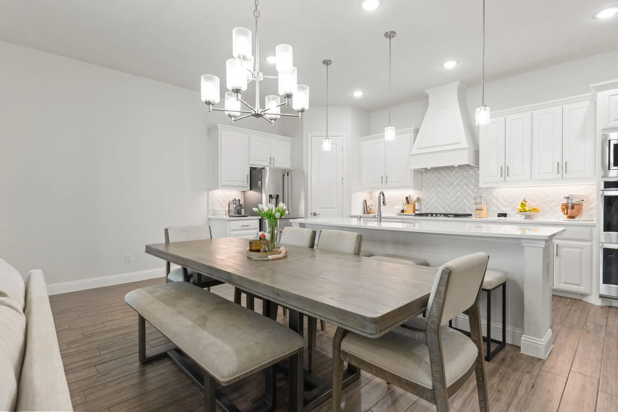 Single Family Residence For Sale in Dallas County , 8808 Royal Star Road, Rowlett, Texas 75089, 4 Bedroom, 3 Bathroom, 2 Garage spaces, 2,732 Sqft, built in 2022, mls#21246451, Real Estate Agent in Rowlett, Homes For Sale in Dallas county, Homes For Sale in Rowlett, Realtor in Rowlett Texas, Real Estate Brokerage Independent Realty Texas, Luminita Cordes Realtor