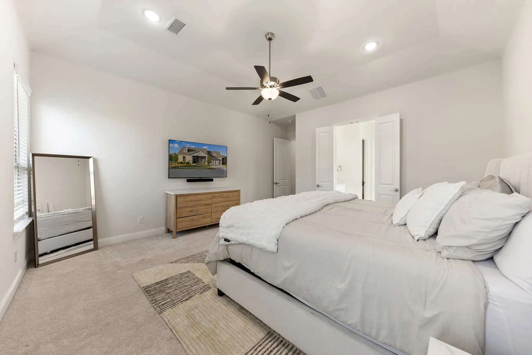 Single Family Residence For Sale in Dallas County , 8808 Royal Star Road, Rowlett, Texas 75089, 4 Bedroom, 3 Bathroom, 2 Garage spaces, 2,732 Sqft, built in 2022, mls#21246451, Real Estate Agent in Rowlett, Homes For Sale in Dallas county, Homes For Sale in Rowlett, Realtor in Rowlett Texas, Real Estate Brokerage Independent Realty Texas, Luminita Cordes Realtor