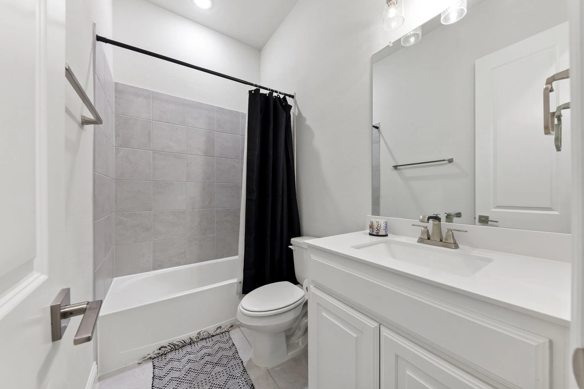 Single Family Residence For Sale in Dallas County , 8808 Royal Star Road, Rowlett, Texas 75089, 4 Bedroom, 3 Bathroom, 2 Garage spaces, 2,732 Sqft, built in 2022, mls#21246451, Real Estate Agent in Rowlett, Homes For Sale in Dallas county, Homes For Sale in Rowlett, Realtor in Rowlett Texas, Real Estate Brokerage Independent Realty Texas, Luminita Cordes Realtor