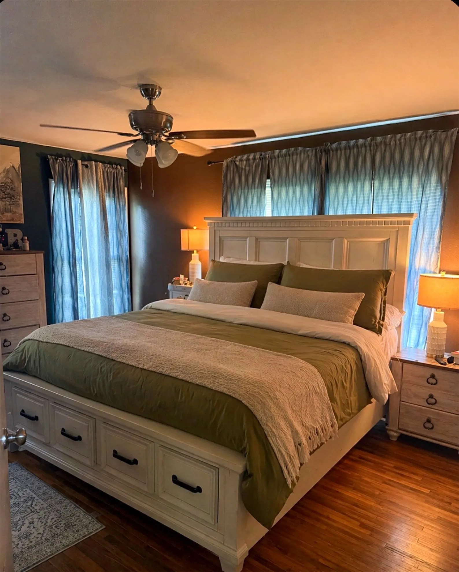 Single Family Residence For Sale in Titus County , 1211 Lamar Drive, Mt Pleasant, Texas 75455, 3 Bedroom, 2 Bathroom, 1 Garage spaces, 1,864 Sqft, built in 1959, Preowned, mls#21248974, Real Estate Agent in Mt Pleasant, Homes For Sale in Titus county, Homes For Sale in Mt Pleasant, Realtor in Mt Pleasant Texas, Real Estate Brokerage Independent Realty Texas, Luminita Cordes Realtor