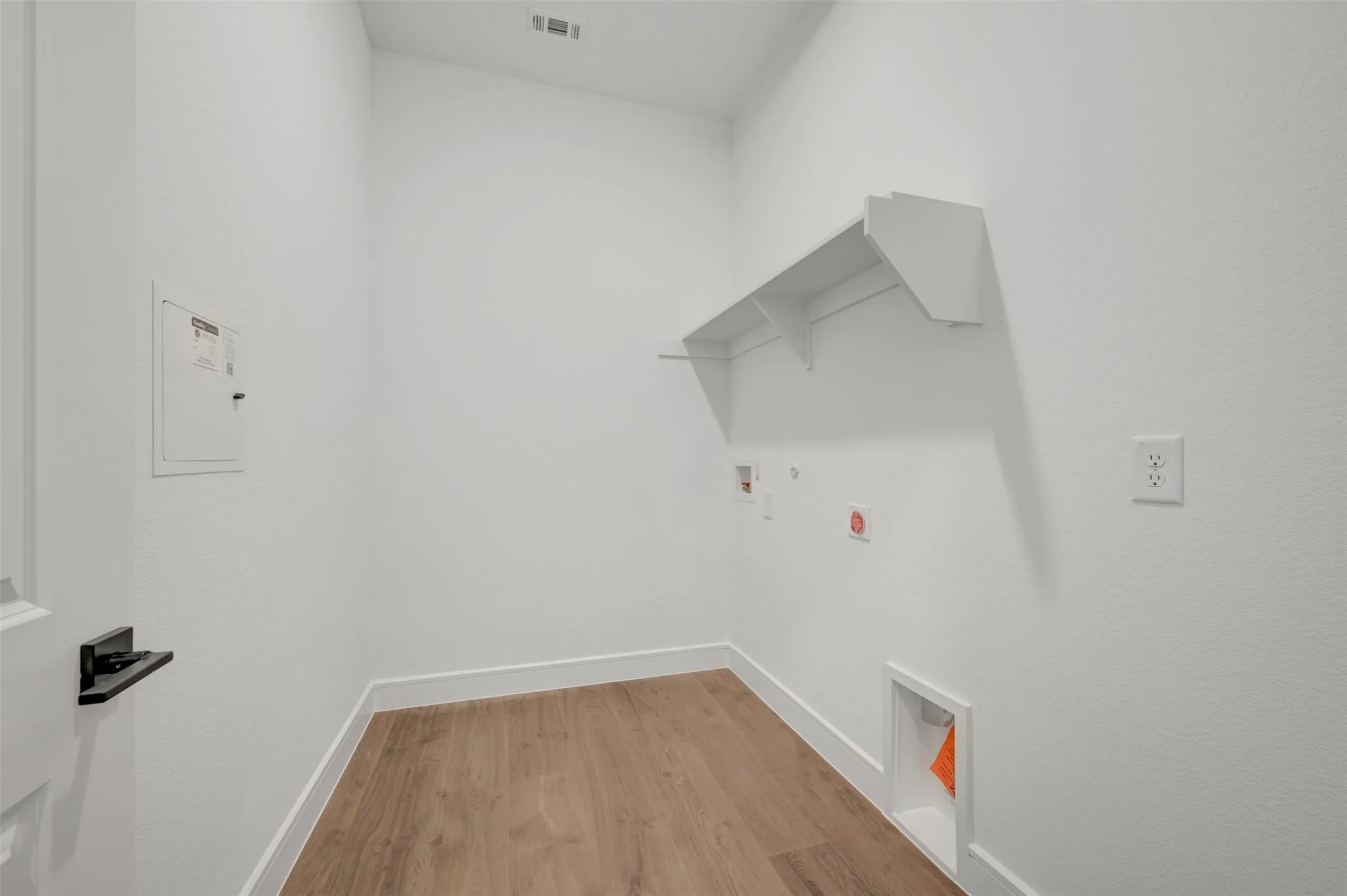 Single Family Residence For Sale in Rockwall County , 1128 Vletti Drive, Fate, Texas 75087, 4 Bedroom, 3 Bathroom, 3 Garage spaces, 2,823 Sqft, built in 2026, New Construction - Incomplete, mls#21249086, Real Estate Agent in Fate, Homes For Sale in Rockwall county, Homes For Sale in Fate, Realtor in Fate Texas, Real Estate Brokerage Independent Realty Texas, Luminita Cordes Realtor