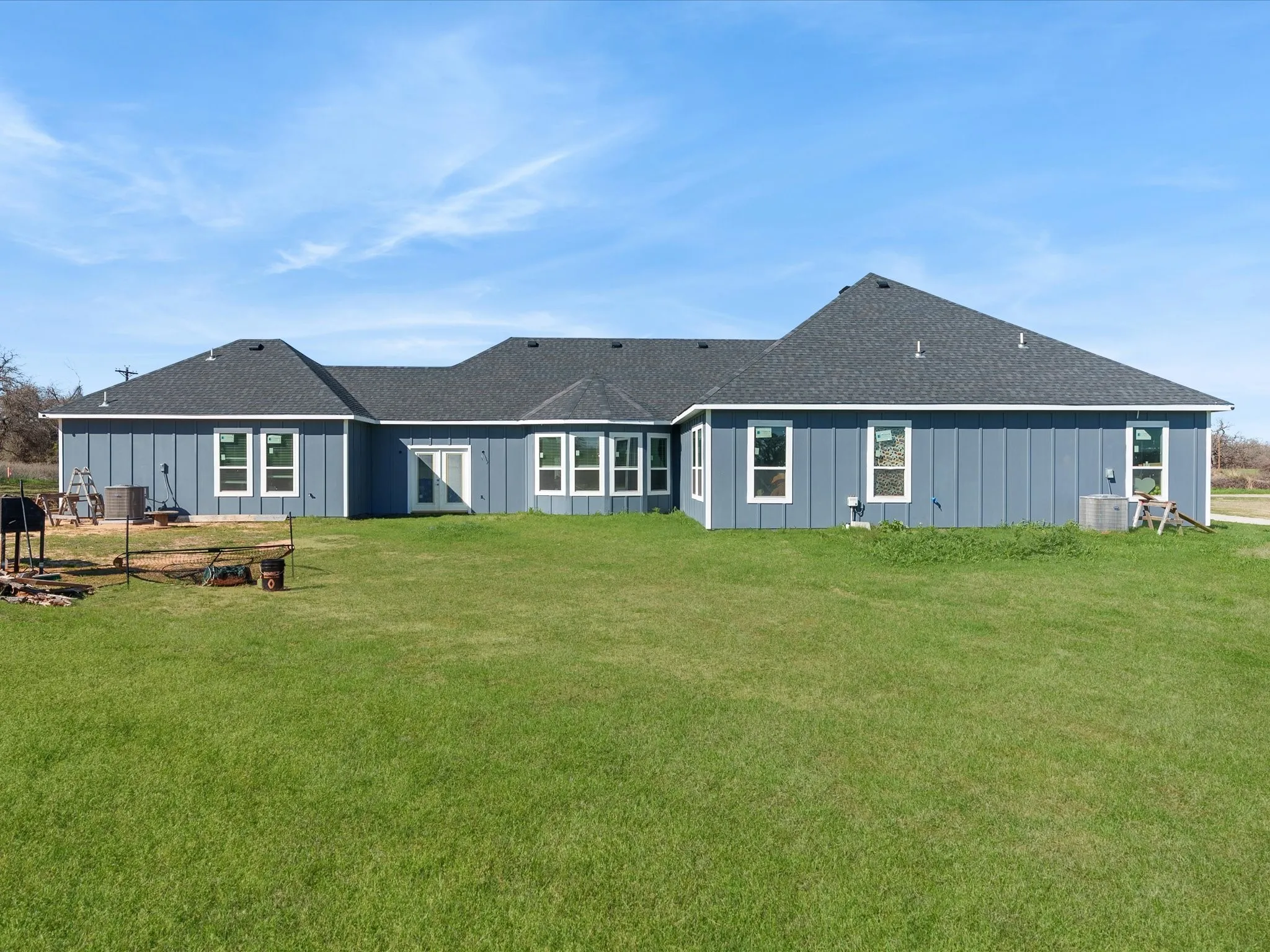 Single Family Residence For Sale in Wise County , 715 County Road 4599, Boyd, Texas 76023, 5 Bedroom, 3 Bathroom, 2 Garage spaces, 3,085 Sqft, built in 2023, mls#21208686, Real Estate Agent in Boyd, Homes For Sale in Wise county, Homes For Sale in Boyd, Realtor in Boyd Texas, Real Estate Brokerage Independent Realty Texas, Luminita Cordes Realtor