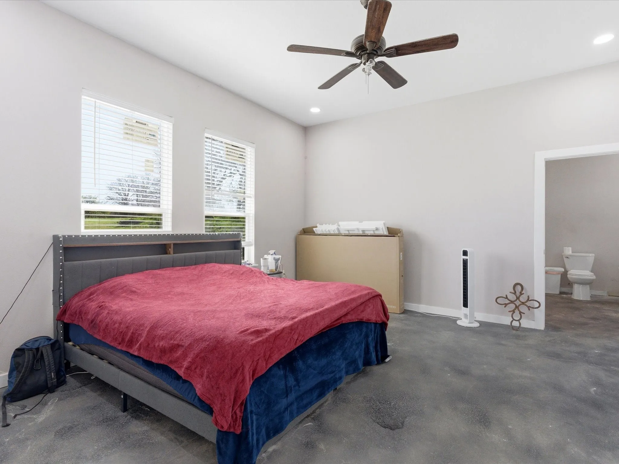 Single Family Residence For Sale in Wise County , 715 County Road 4599, Boyd, Texas 76023, 5 Bedroom, 3 Bathroom, 2 Garage spaces, 3,085 Sqft, built in 2023, mls#21208686, Real Estate Agent in Boyd, Homes For Sale in Wise county, Homes For Sale in Boyd, Realtor in Boyd Texas, Real Estate Brokerage Independent Realty Texas, Luminita Cordes Realtor