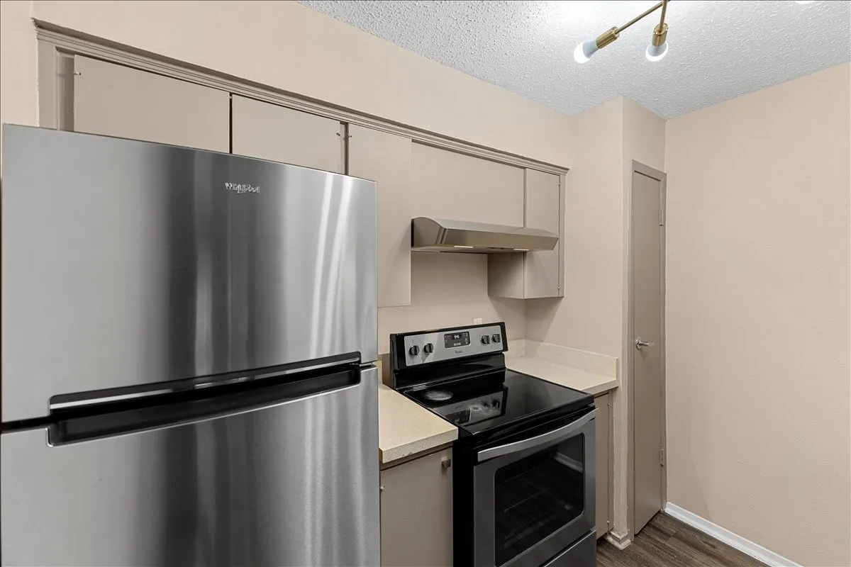 Condominium For Rent in Dallas County , 4859 Cedar Springs Road 241, Dallas, Texas 75219, 1 Bedroom, 1 Bathroom, 1 Garage spaces, 655 Sqft, built in 1970, Preowned, mls#21249114, Real Estate Agent in Dallas, Homes For Rent in Dallas county, Homes For Rent in Dallas, Realtor in Dallas Texas, Real Estate Brokerage Independent Realty Texas, Luminita Cordes Realtor