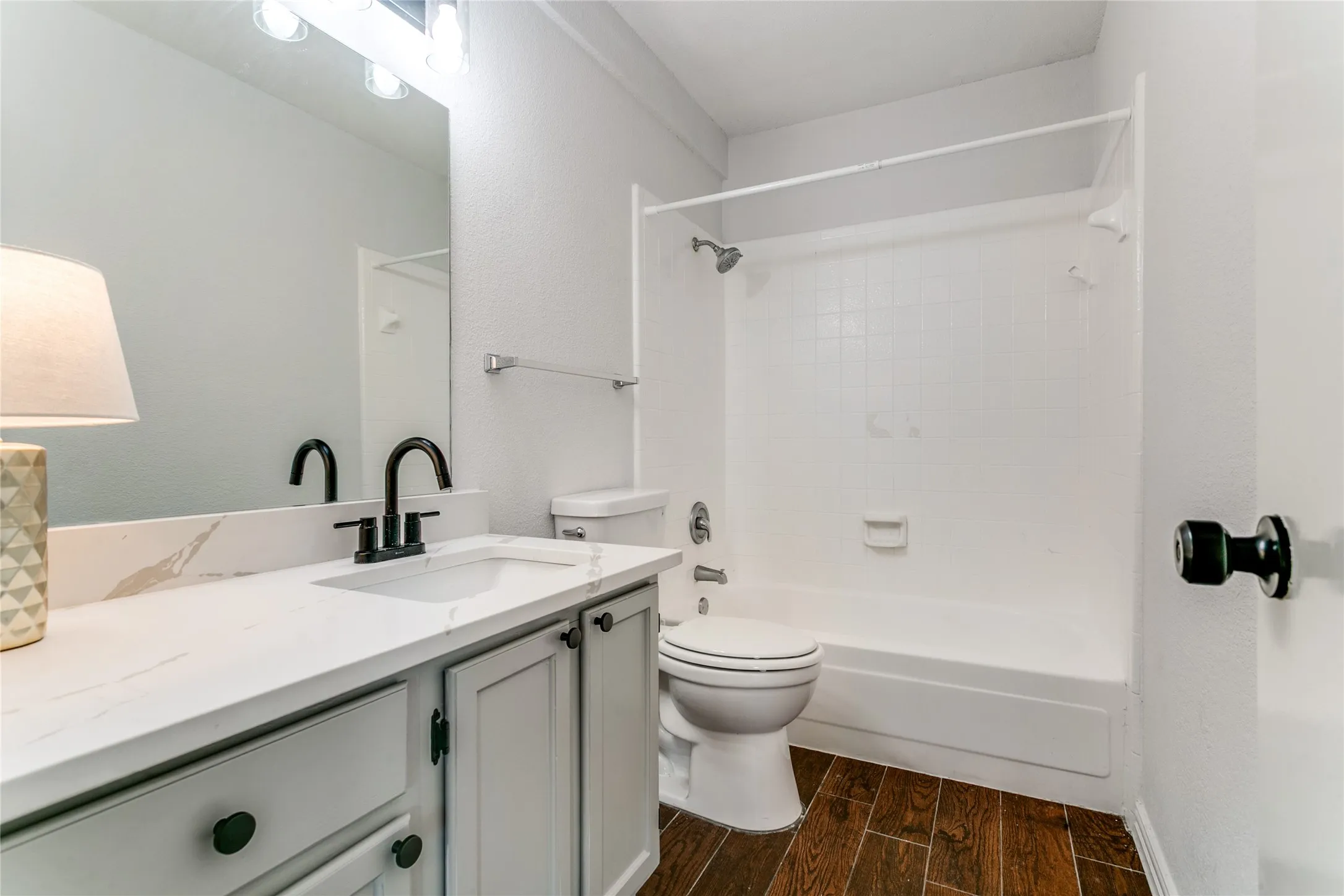 Condominium For Sale in Tarrant County , 1912 Shadowood Trail, Colleyville, Texas 76034, 2 Bedroom, 3 Bathroom, Garage spaces, 1,098 Sqft, built in 1984, Preowned, mls#21246608, Real Estate Agent in Colleyville, Homes For Sale in Tarrant county, Homes For Sale in Colleyville, Realtor in Colleyville Texas, Real Estate Brokerage Independent Realty Texas, Luminita Cordes Realtor