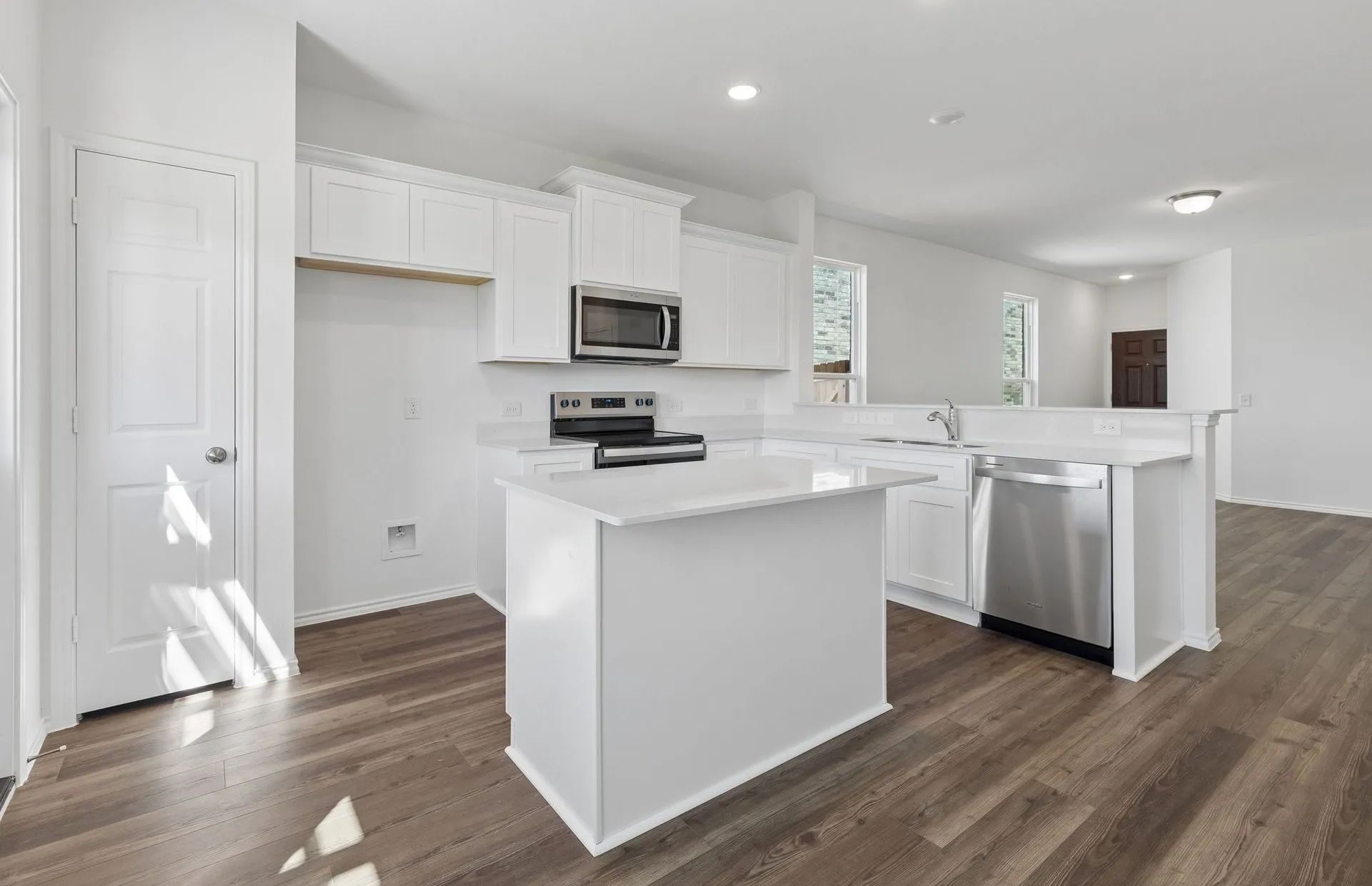Spacious kitchen