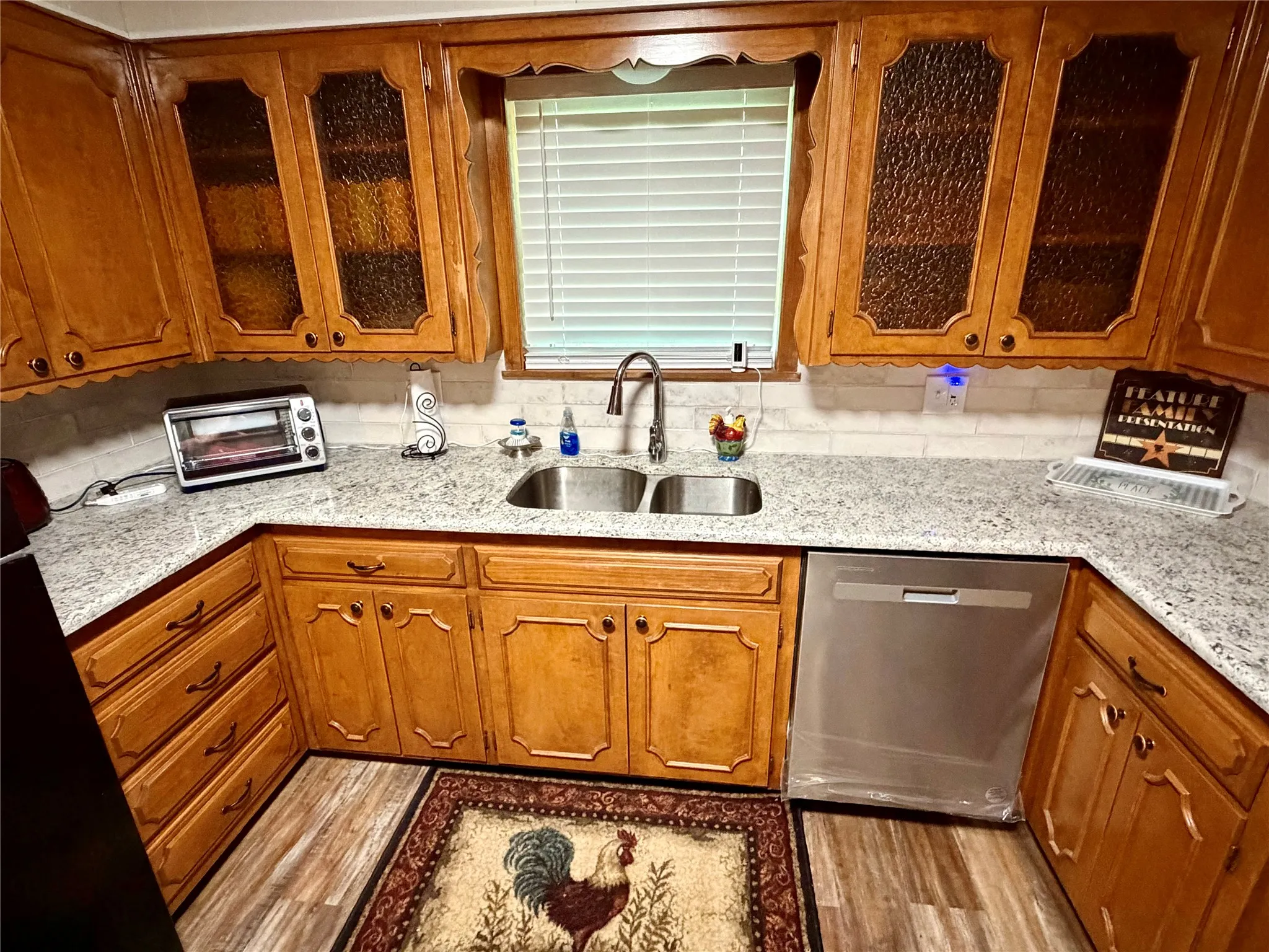 Single Family Residence For Sale in Grayson County , 1005 Balboa Street, Denison, Texas 75020, 4 Bedrooms, 3 Bathrooms, 2 Garage spaces, 2,373 Sqft, built in 1965, Preowned, Price $365,700, mls#21247019, Real Estate Agent in Denison, Homes For Sale in Grayson county, Homes For Sale in Denison, Realtor in Denison Texas, Real Estate Brokerage Independent Realty Texas, Luminita Cordes Realtor