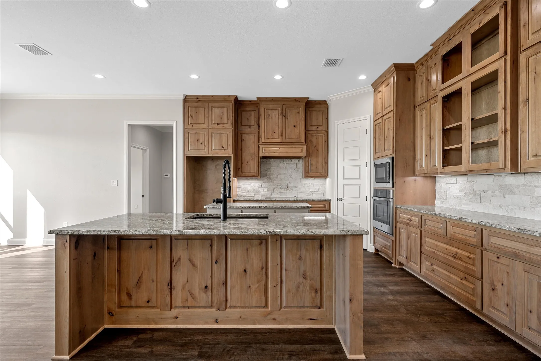 Single Family Residence For Sale in Mc Lennan County , 173 Willow Branch Road, Mc Gregor, Texas 76657, 4 Bedroom, 4 Bathroom, 2 Garage spaces, 2,618 Sqft, built in 2026, New Construction - Incomplete, mls#21247384, Real Estate Agent in Mc Gregor, Homes For Sale in Mc Lennan county, Homes For Sale in Mc Gregor, Realtor in Mc Gregor Texas, Real Estate Brokerage Independent Realty Texas, Luminita Cordes Realtor