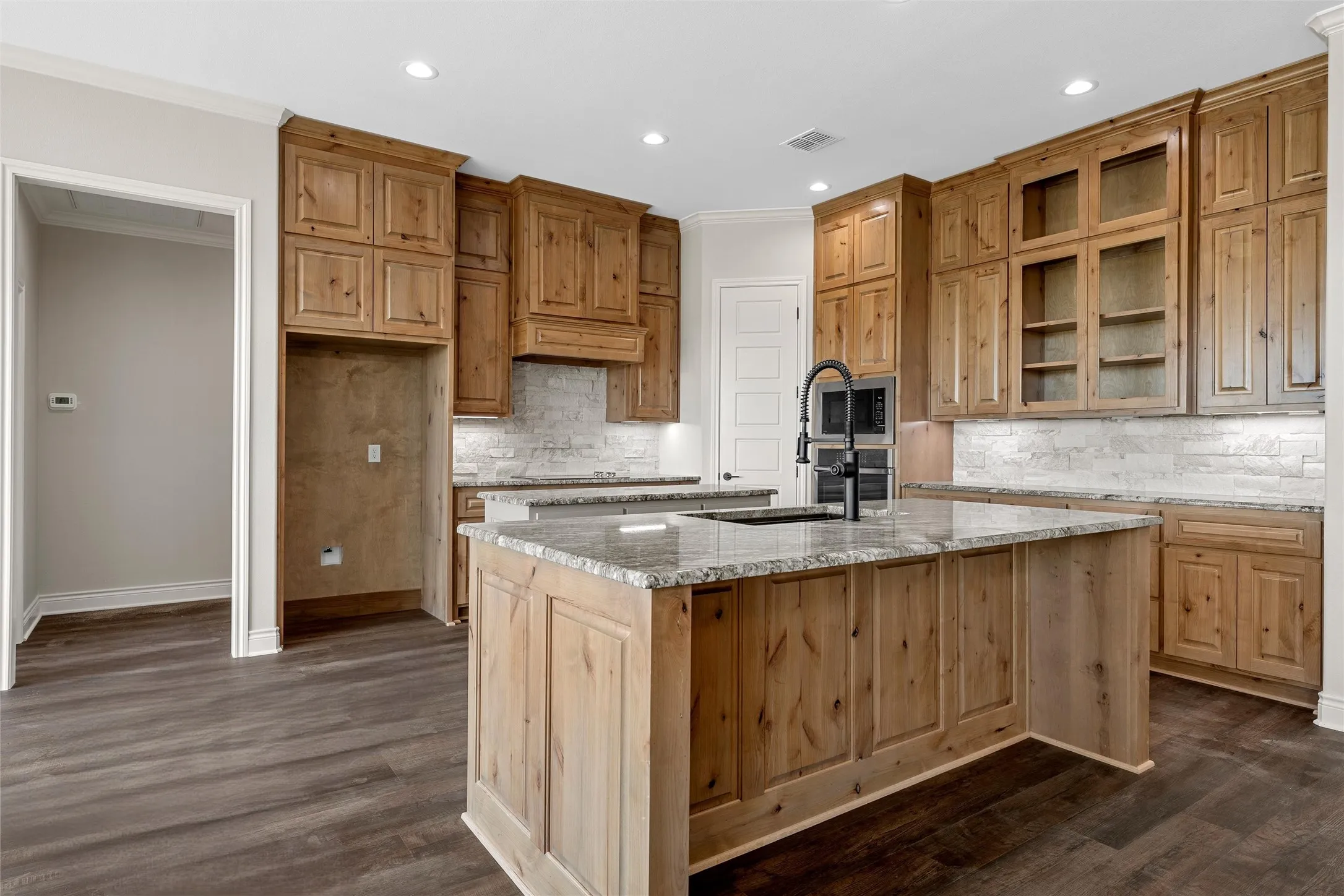 Single Family Residence For Sale in Mc Lennan County , 173 Willow Branch Road, Mc Gregor, Texas 76657, 4 Bedroom, 4 Bathroom, 2 Garage spaces, 2,618 Sqft, built in 2026, New Construction - Incomplete, mls#21247384, Real Estate Agent in Mc Gregor, Homes For Sale in Mc Lennan county, Homes For Sale in Mc Gregor, Realtor in Mc Gregor Texas, Real Estate Brokerage Independent Realty Texas, Luminita Cordes Realtor