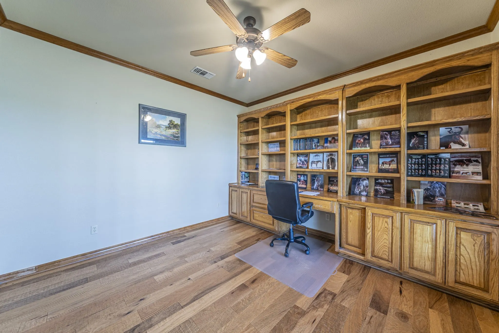 Farm For Sale in Parker County , 1502 N Fm 113, Weatherford, Texas 76088, 3 Bedroom, 3 Bathroom, 3 Garage spaces, 4,268 Sqft, built in 2004, Preowned, mls#21249197, Real Estate Agent in Weatherford, Homes For Sale in Parker county, Homes For Sale in Weatherford, Realtor in Weatherford Texas, Real Estate Brokerage Independent Realty Texas, Luminita Cordes Realtor