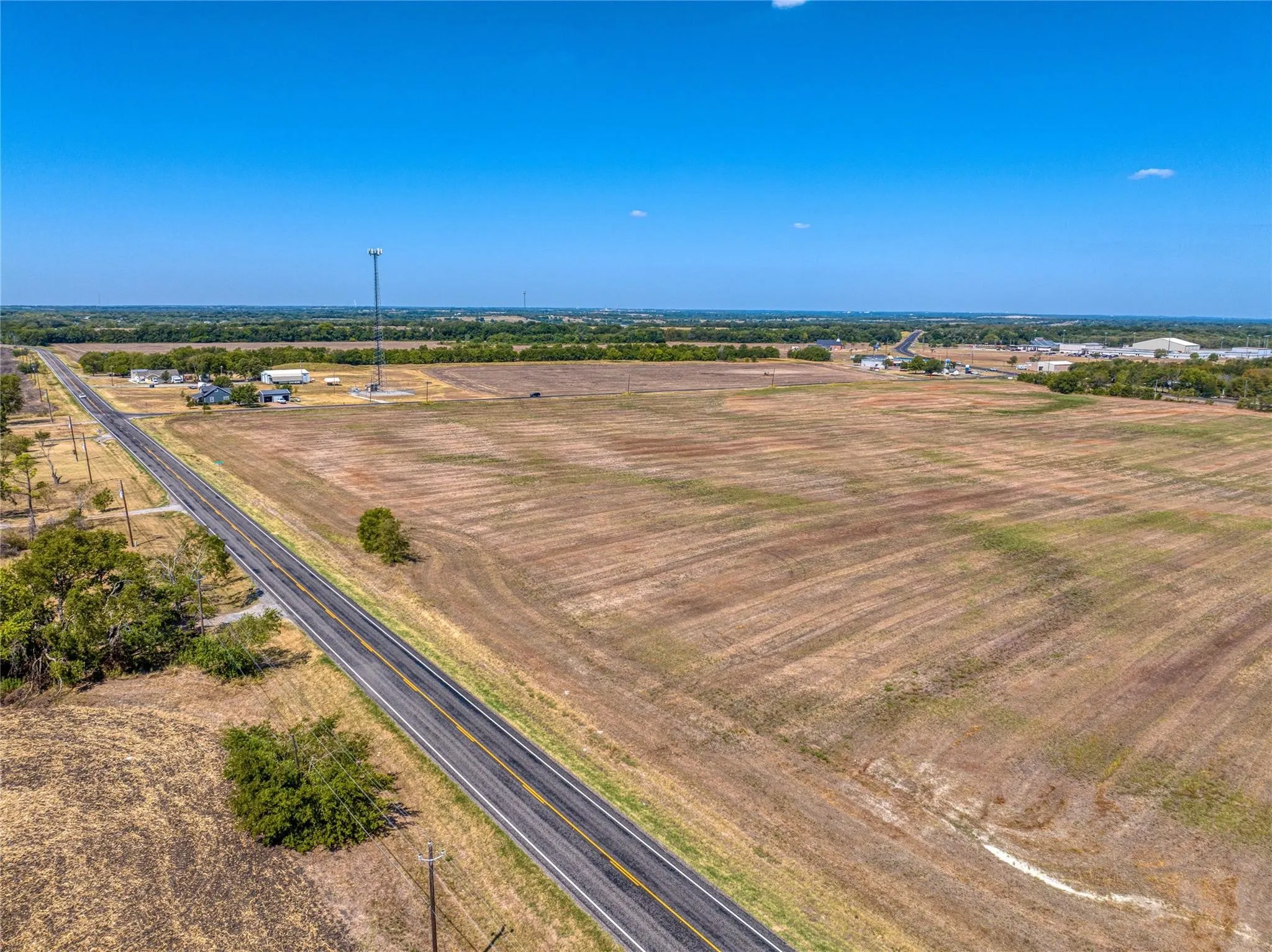 Unimproved Land For Sale in Grayson County , TBD Joe Bob Lane, Tom Bean, Texas 75090, 0, 0, Garage spaces, 0 Sqft, built in 0, Price $1,790,000, mls#21249225, Real Estate Agent in Tom Bean, Homes For Sale in Grayson county, Homes For Sale in Tom Bean, Realtor in Tom Bean Texas, Real Estate Brokerage Independent Realty Texas, Luminita Cordes Realtor