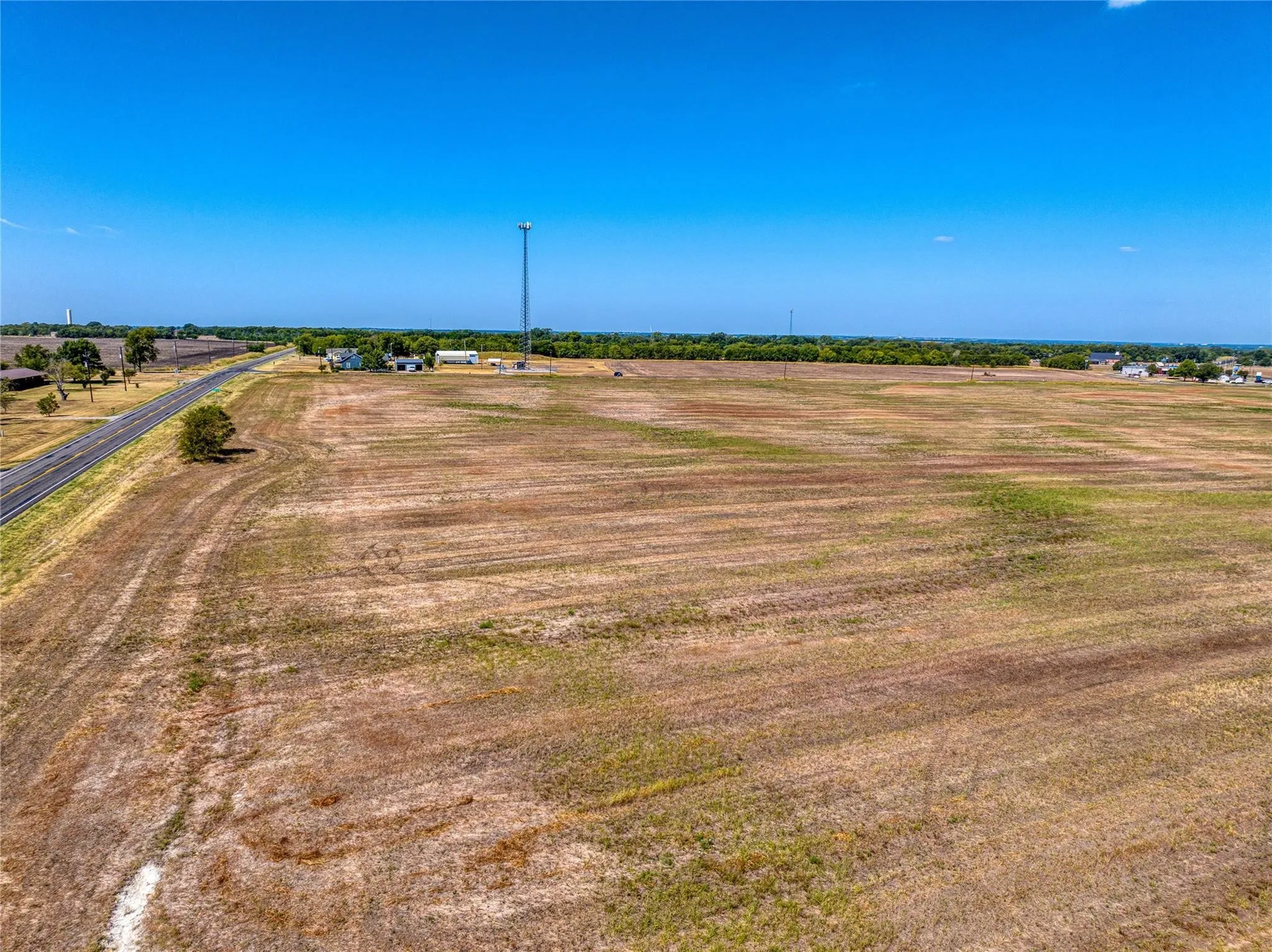 Unimproved Land For Sale in Grayson County , TBD Joe Bob Lane, Tom Bean, Texas 75090, 0, 0, Garage spaces, 0 Sqft, built in 0, Price $1,790,000, mls#21249225, Real Estate Agent in Tom Bean, Homes For Sale in Grayson county, Homes For Sale in Tom Bean, Realtor in Tom Bean Texas, Real Estate Brokerage Independent Realty Texas, Luminita Cordes Realtor