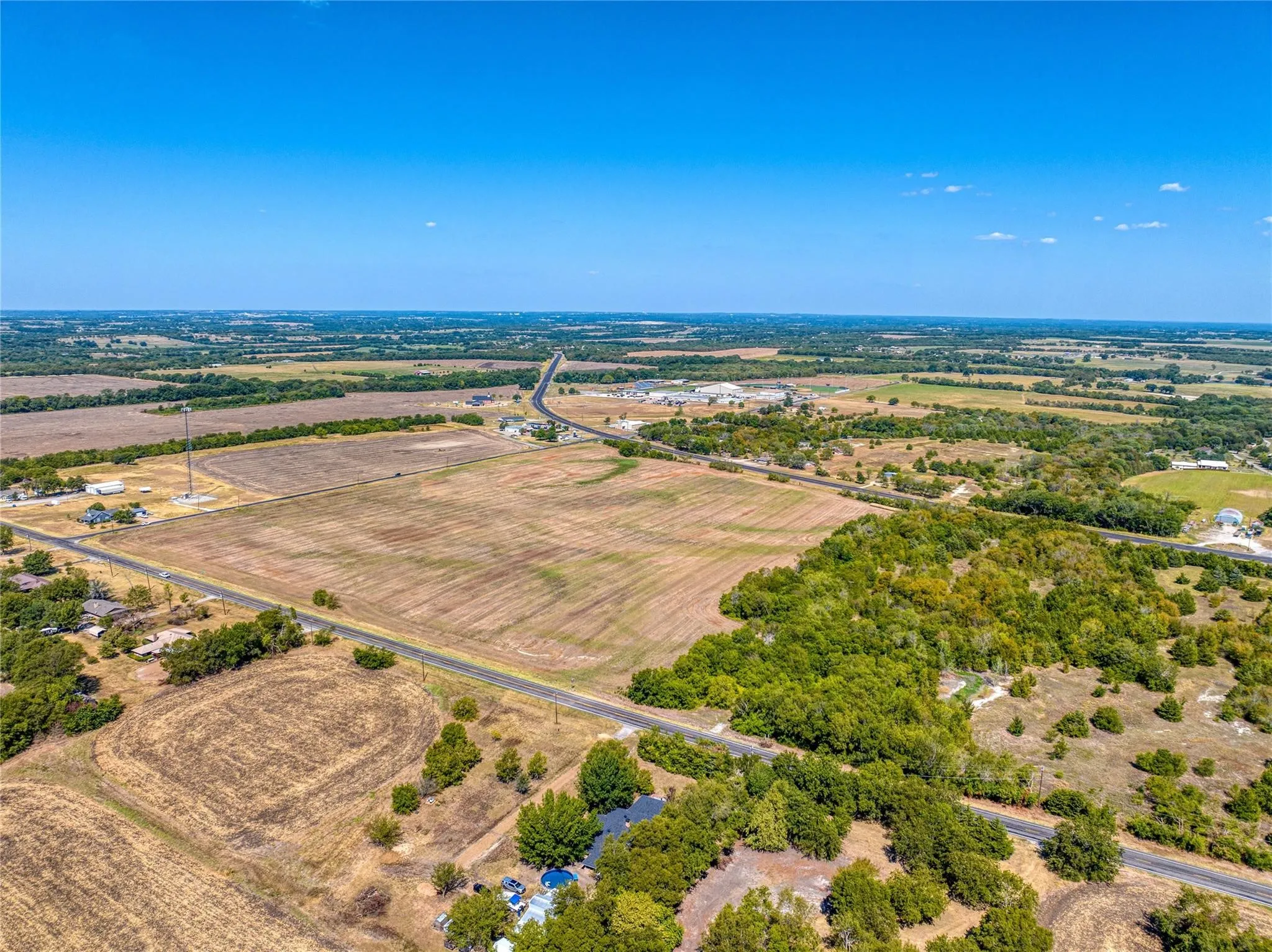 Unimproved Land For Sale in Grayson County , TBD Joe Bob Lane, Tom Bean, Texas 75090, 0, 0, Garage spaces, 0 Sqft, built in 0, Price $1,790,000, mls#21249225, Real Estate Agent in Tom Bean, Homes For Sale in Grayson county, Homes For Sale in Tom Bean, Realtor in Tom Bean Texas, Real Estate Brokerage Independent Realty Texas, Luminita Cordes Realtor