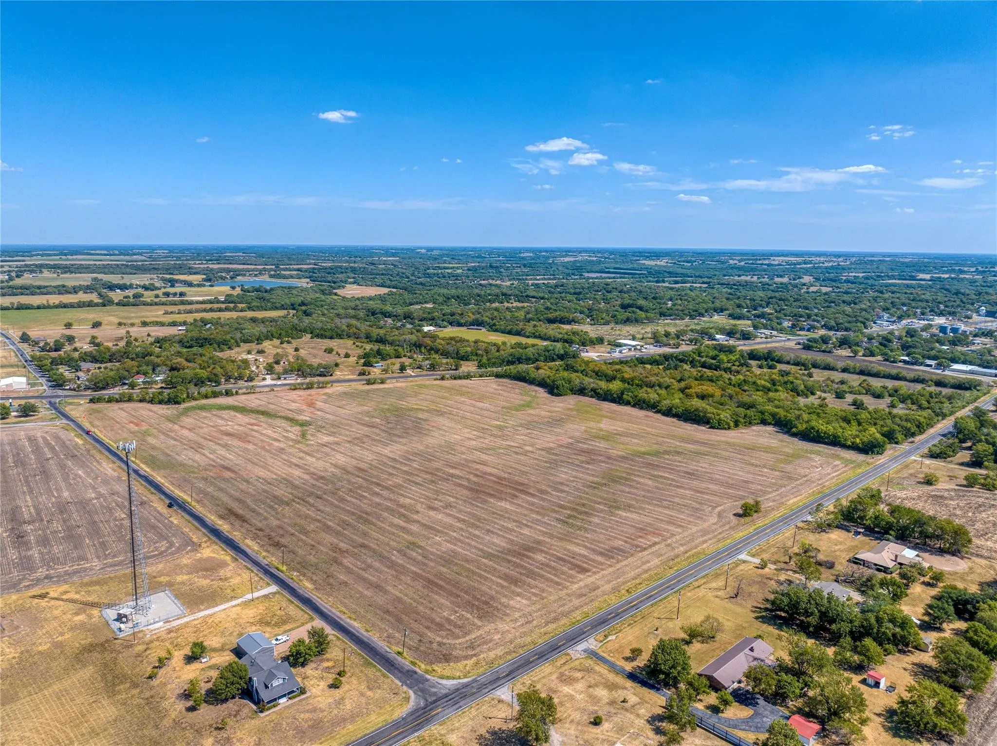 Unimproved Land For Sale in Grayson County , TBD Joe Bob Lane, Tom Bean, Texas 75090, 0, 0, Garage spaces, 0 Sqft, built in 0, Price $1,790,000, mls#21249225, Real Estate Agent in Tom Bean, Homes For Sale in Grayson county, Homes For Sale in Tom Bean, Realtor in Tom Bean Texas, Real Estate Brokerage Independent Realty Texas, Luminita Cordes Realtor