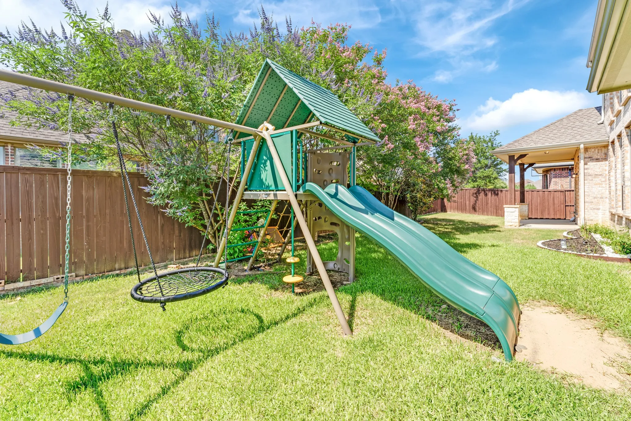 Single Family Residence For Rent in Collin County , 1602 Meg Drive, Allen, Texas 75013, 4 Bedroom, 4 Bathroom, 3 Garage spaces, 4,041 Sqft, built in 2013, Preowned, mls#21249245, Real Estate Agent in Allen, Homes For Rent in Collin county, Homes For Rent in Allen, Realtor in Allen Texas, Real Estate Brokerage Independent Realty Texas, Luminita Cordes Realtor