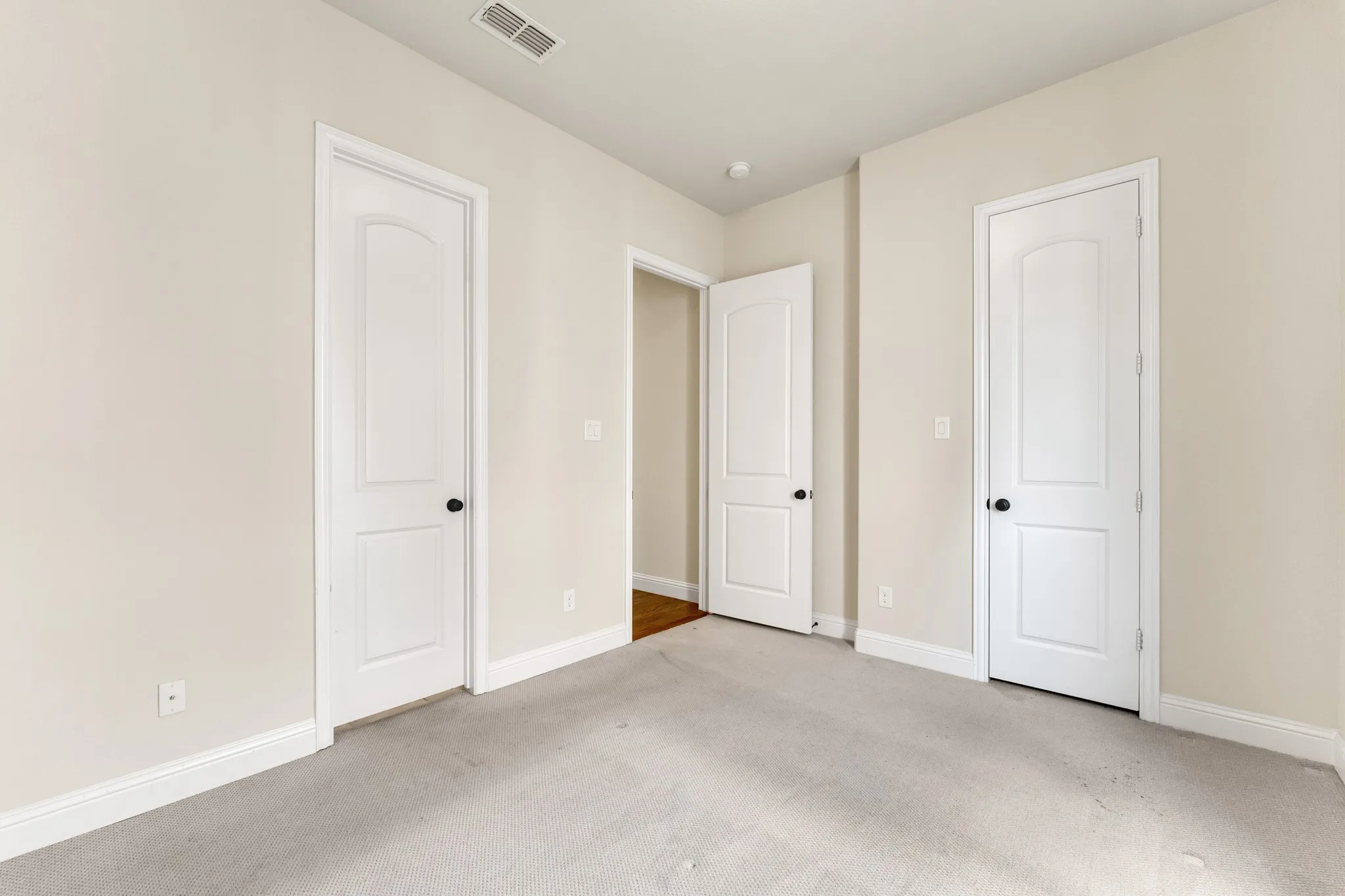 Single Family Residence For Rent in Collin County , 1602 Meg Drive, Allen, Texas 75013, 4 Bedroom, 4 Bathroom, 3 Garage spaces, 4,041 Sqft, built in 2013, Preowned, mls#21249245, Real Estate Agent in Allen, Homes For Rent in Collin county, Homes For Rent in Allen, Realtor in Allen Texas, Real Estate Brokerage Independent Realty Texas, Luminita Cordes Realtor