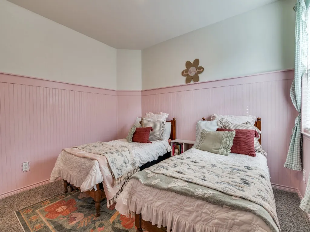 Single Family Residence For Sale in Hunt County , 204 Whitetail Way, Caddo Mills, Texas 75135, 4 Bedroom, 2 Bathroom, 2 Garage spaces, 1,826 Sqft, built in 2022, Preowned, Price $279,900, mls#21248002, Real Estate Agent in Caddo Mills, Homes For Sale in Hunt county, Homes For Sale in Caddo Mills, Realtor in Caddo Mills Texas, Real Estate Brokerage Independent Realty Texas, Luminita Cordes Realtor