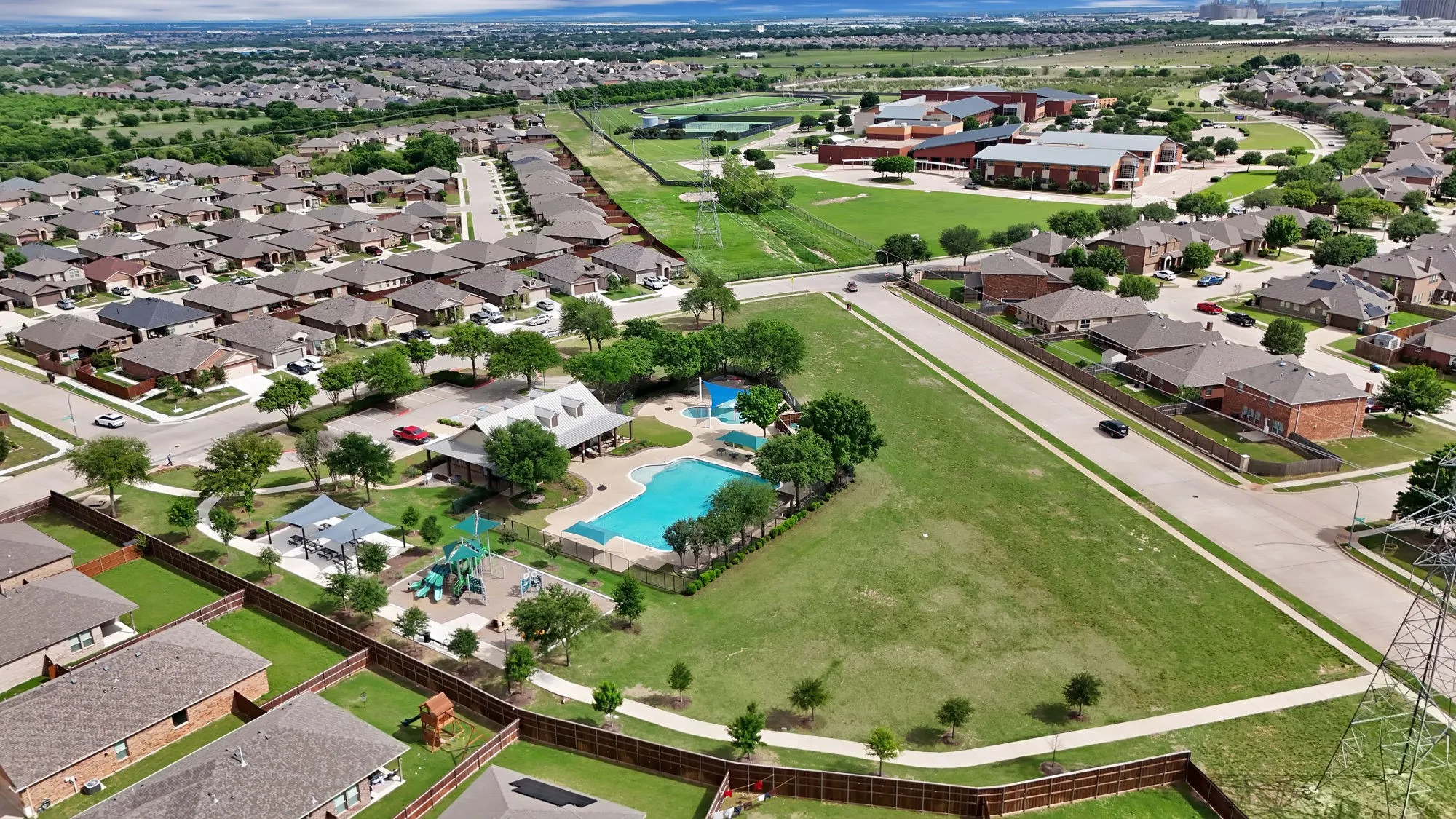 Single Family Residence For Sale in Tarrant County , 8116 Misty Water Drive, Fort Worth, Texas 76131, 3 Bedroom, 2 Bathroom, 2 Garage spaces, 1,892 Sqft, built in 2011, Preowned, mls#21248265, Real Estate Agent in Fort Worth, Homes For Sale in Tarrant county, Homes For Sale in Fort Worth, Realtor in Fort Worth Texas, Real Estate Brokerage Independent Realty Texas, Luminita Cordes Realtor