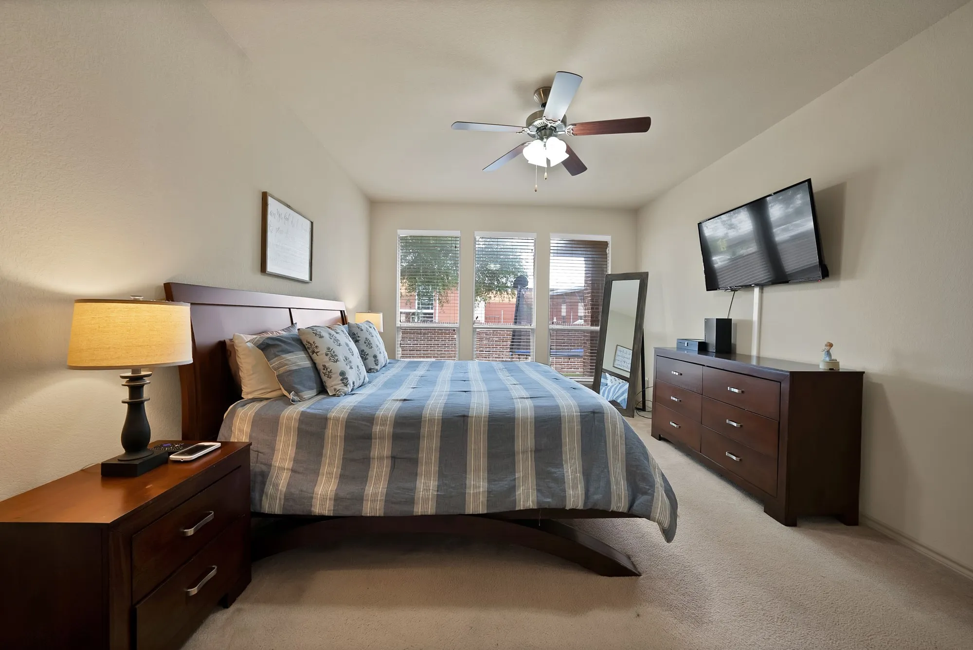 Single Family Residence For Sale in Tarrant County , 8116 Misty Water Drive, Fort Worth, Texas 76131, 3 Bedroom, 2 Bathroom, 2 Garage spaces, 1,892 Sqft, built in 2011, Preowned, mls#21248265, Real Estate Agent in Fort Worth, Homes For Sale in Tarrant county, Homes For Sale in Fort Worth, Realtor in Fort Worth Texas, Real Estate Brokerage Independent Realty Texas, Luminita Cordes Realtor