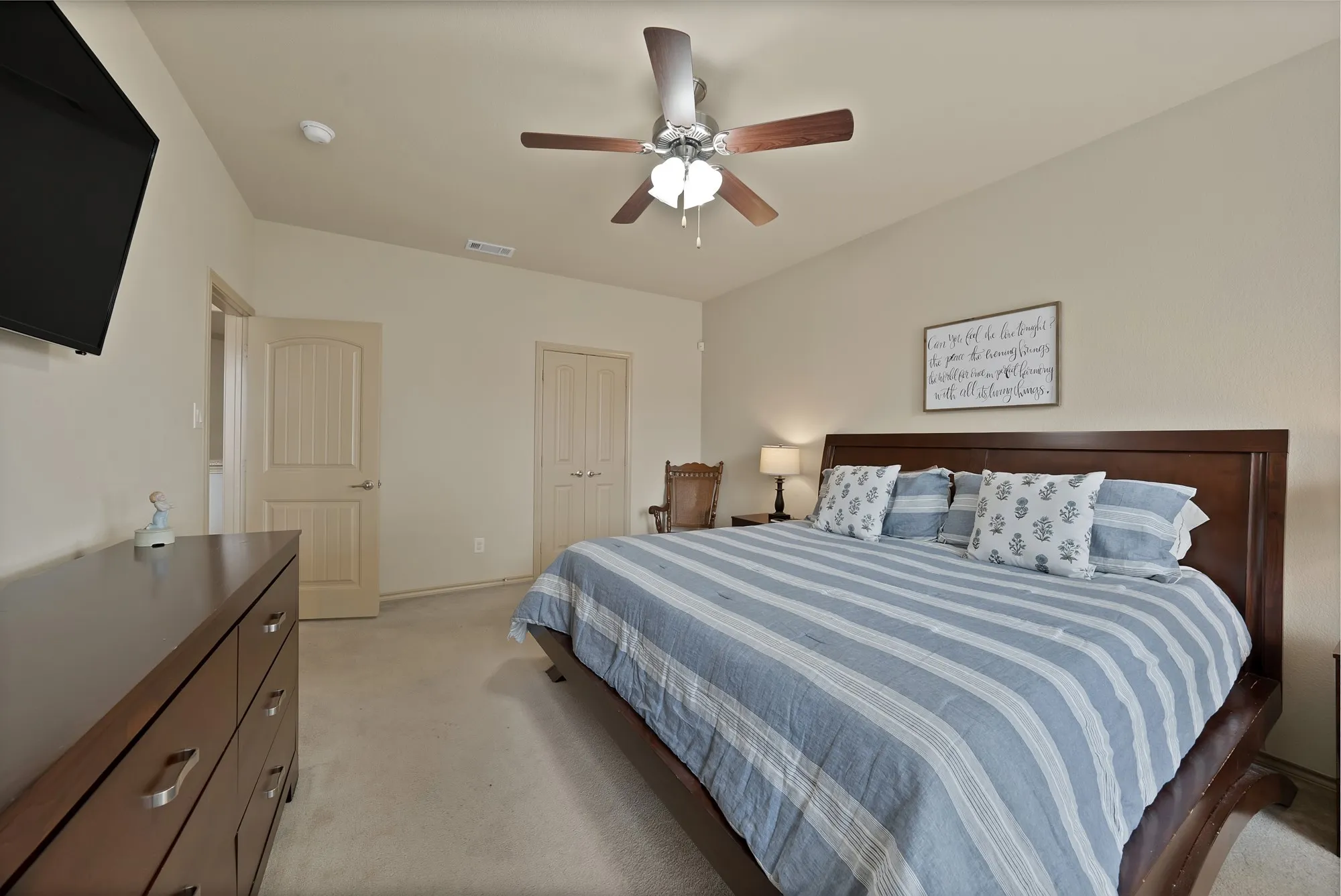 Single Family Residence For Sale in Tarrant County , 8116 Misty Water Drive, Fort Worth, Texas 76131, 3 Bedroom, 2 Bathroom, 2 Garage spaces, 1,892 Sqft, built in 2011, Preowned, mls#21248265, Real Estate Agent in Fort Worth, Homes For Sale in Tarrant county, Homes For Sale in Fort Worth, Realtor in Fort Worth Texas, Real Estate Brokerage Independent Realty Texas, Luminita Cordes Realtor
