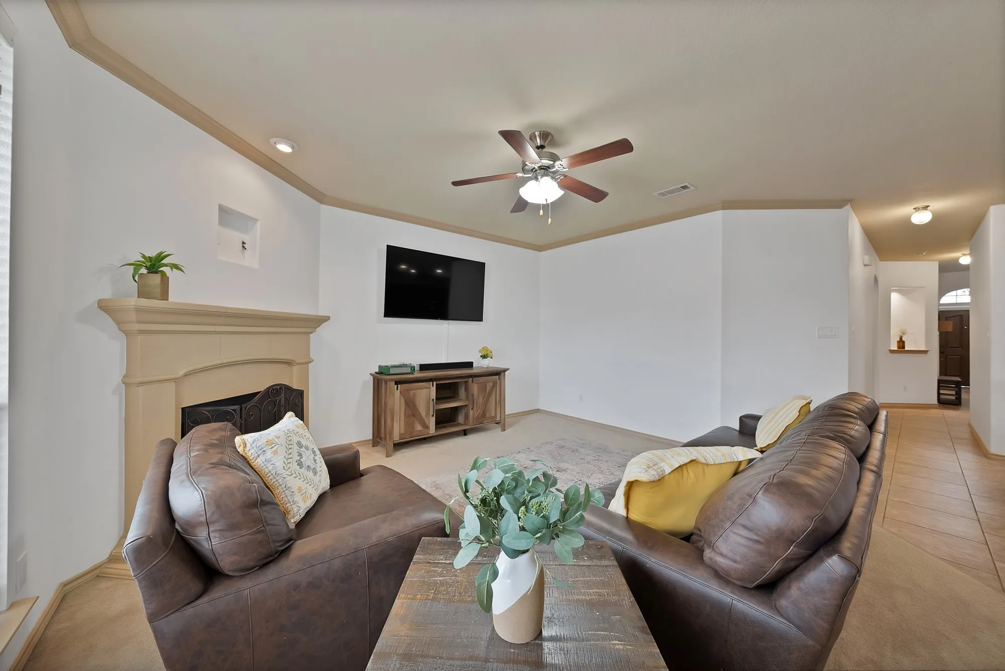 Single Family Residence For Sale in Tarrant County , 8116 Misty Water Drive, Fort Worth, Texas 76131, 3 Bedroom, 2 Bathroom, 2 Garage spaces, 1,892 Sqft, built in 2011, Preowned, mls#21248265, Real Estate Agent in Fort Worth, Homes For Sale in Tarrant county, Homes For Sale in Fort Worth, Realtor in Fort Worth Texas, Real Estate Brokerage Independent Realty Texas, Luminita Cordes Realtor