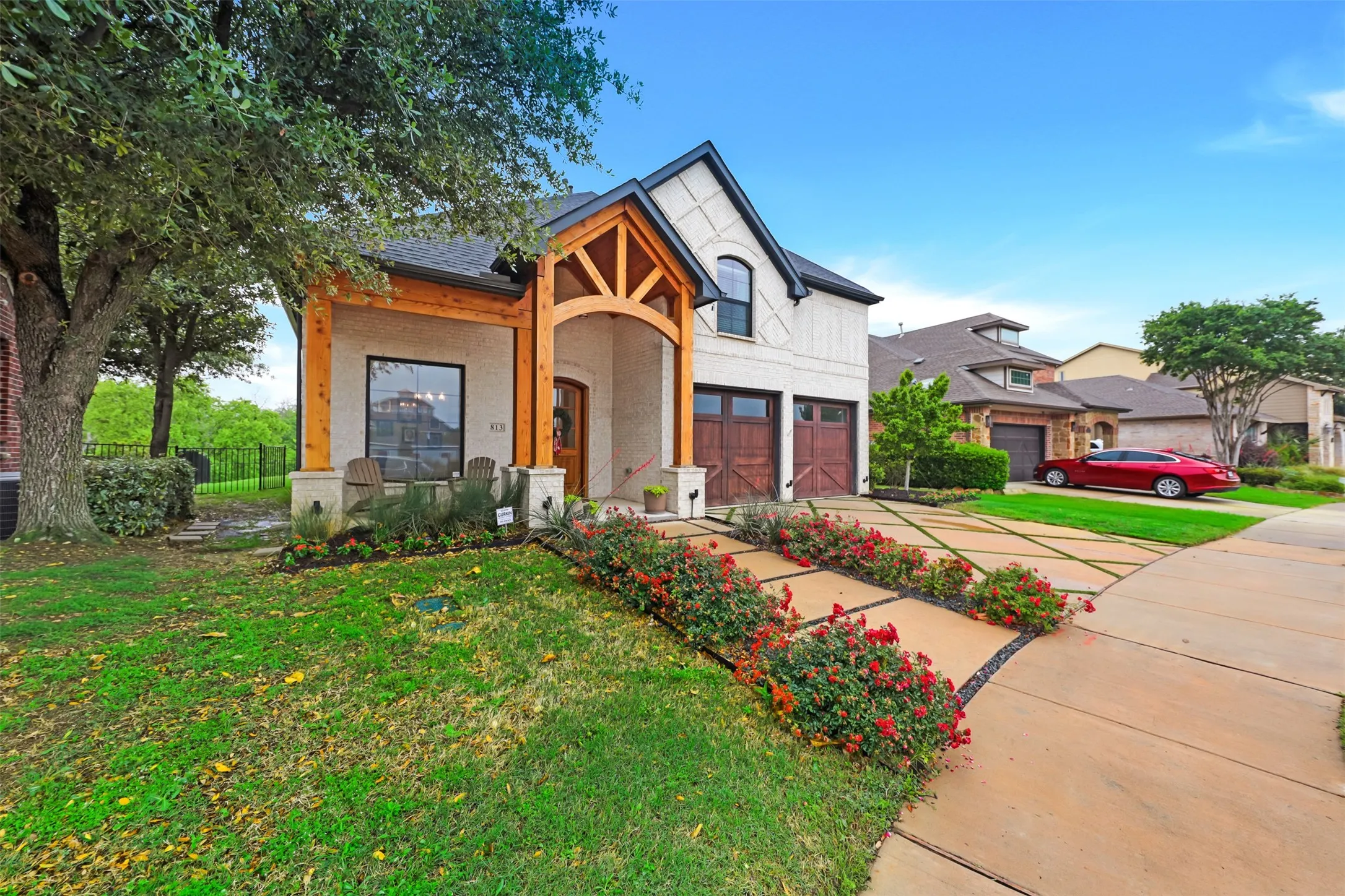 Single Family Residence For Sale in Denton County , 813 Dogwood Trail, Aubrey, Texas 76227, 3 Bedroom, 3 Bathroom, 2 Garage spaces, 2,633 Sqft, built in 2023, mls#21249168, Real Estate Agent in Aubrey, Homes For Sale in Denton county, Homes For Sale in Aubrey, Realtor in Aubrey Texas, Real Estate Brokerage Independent Realty Texas, Luminita Cordes Realtor