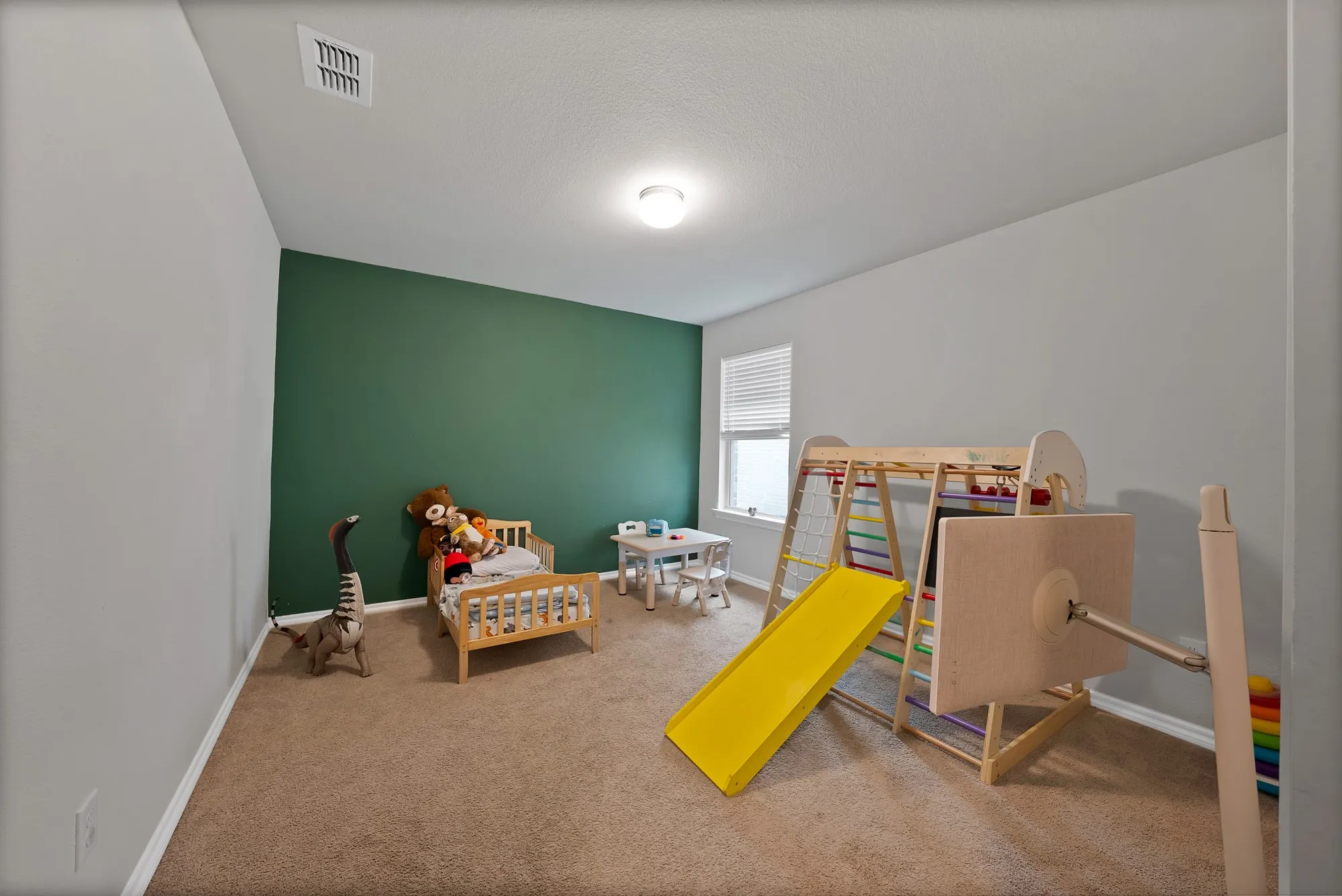 Single Family Residence For Sale in Ellis County , 340 Freestall Drive, Midlothian, Texas 76065, 4 Bedroom, 2 Bathroom, 2 Garage spaces, 2,178 Sqft, built in 2023, Preowned, Price $434,000, mls#21246298, Real Estate Agent in Midlothian, Homes For Sale in Ellis county, Homes For Sale in Midlothian, Realtor in Midlothian Texas, Real Estate Brokerage Independent Realty Texas, Luminita Cordes Realtor