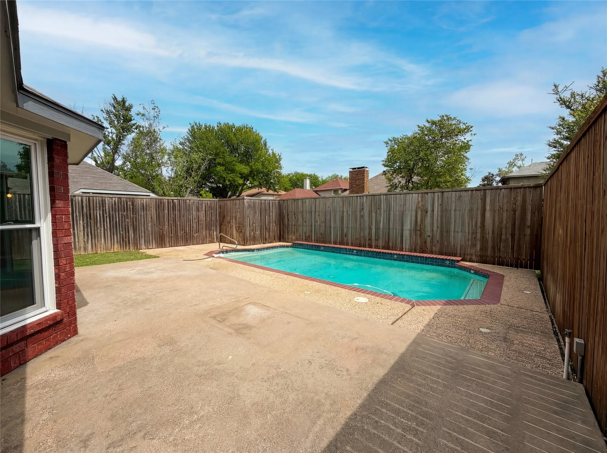 Single Family Residence For Sale in Dallas County , 610 Saint Andrews Place, Coppell, Texas 75019, 3 Bedroom, 2 Bathroom, 2 Garage spaces, 1,390 Sqft, built in 1991, Preowned, mls#21249111, Real Estate Agent in Coppell, Homes For Sale in Dallas county, Homes For Sale in Coppell, Realtor in Coppell Texas, Real Estate Brokerage Independent Realty Texas, Luminita Cordes Realtor