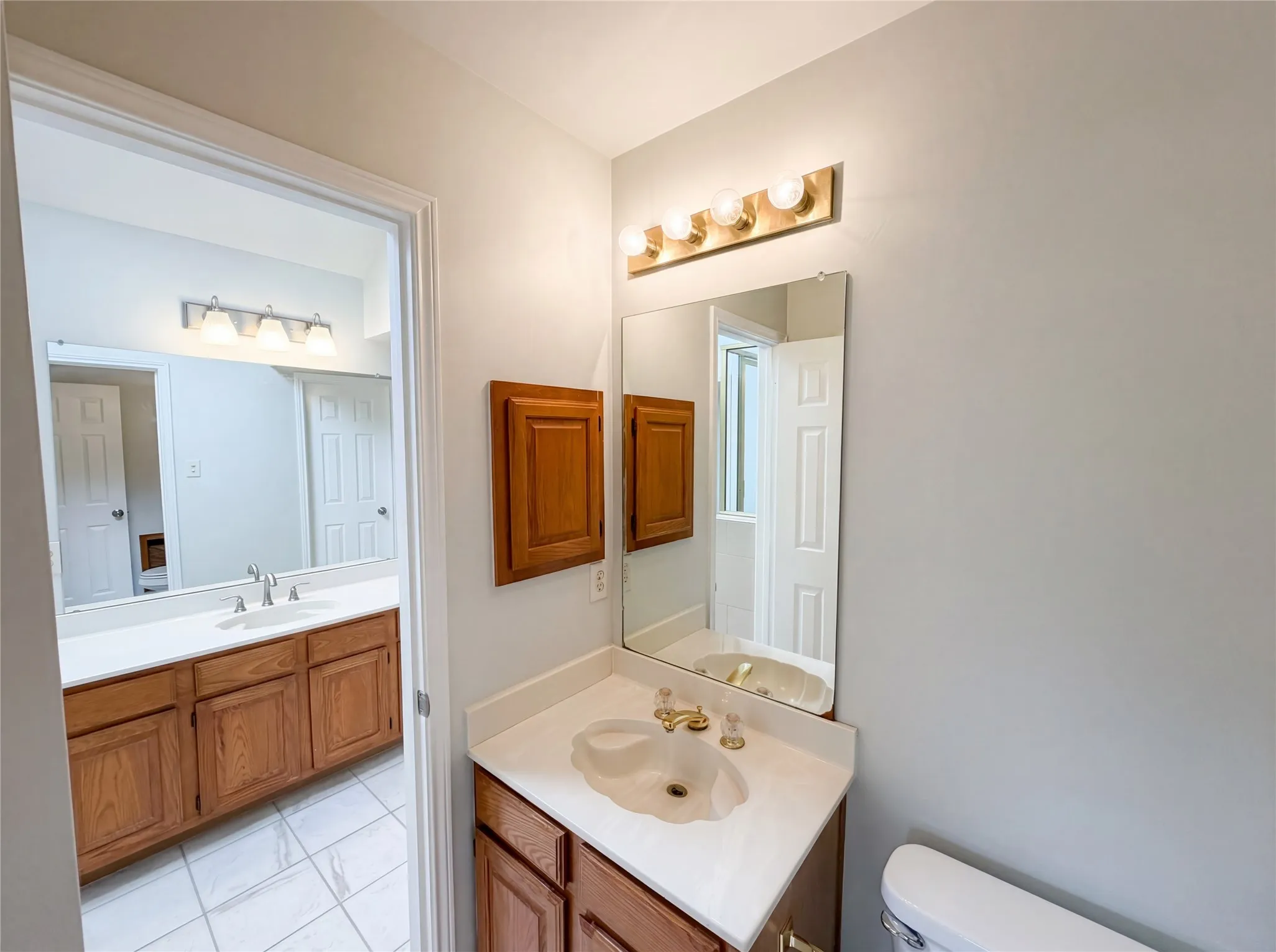 Single Family Residence For Sale in Dallas County , 610 Saint Andrews Place, Coppell, Texas 75019, 3 Bedroom, 2 Bathroom, 2 Garage spaces, 1,390 Sqft, built in 1991, Preowned, mls#21249111, Real Estate Agent in Coppell, Homes For Sale in Dallas county, Homes For Sale in Coppell, Realtor in Coppell Texas, Real Estate Brokerage Independent Realty Texas, Luminita Cordes Realtor