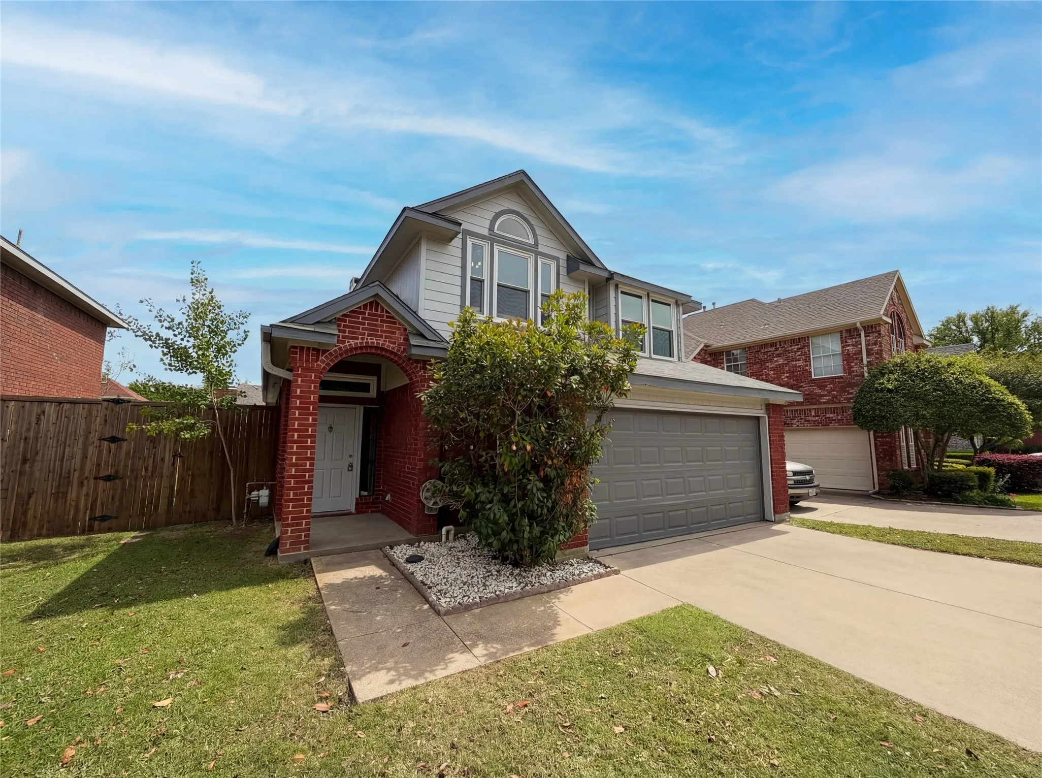 Single Family Residence For Sale in Dallas County , 610 Saint Andrews Place, Coppell, Texas 75019, 3 Bedroom, 2 Bathroom, 2 Garage spaces, 1,390 Sqft, built in 1991, Preowned, mls#21249111, Real Estate Agent in Coppell, Homes For Sale in Dallas county, Homes For Sale in Coppell, Realtor in Coppell Texas, Real Estate Brokerage Independent Realty Texas, Luminita Cordes Realtor