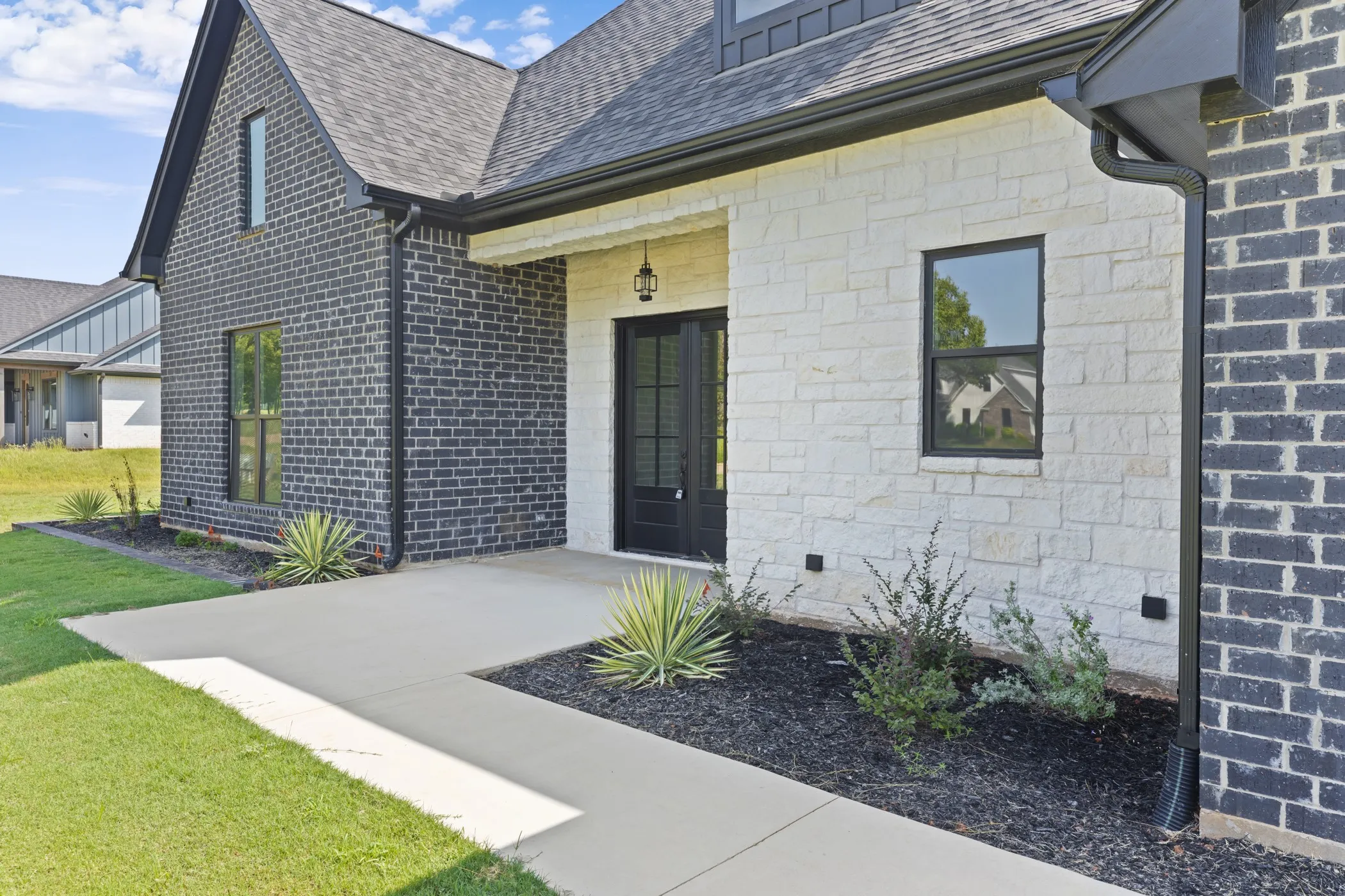 Single Family Residence For Sale in Smith County , 13932 Cedar Vista Lane, Tyler, Texas 75704, 4 Bedroom, 4 Bathroom, 2 Garage spaces, 2,800 Sqft, built in 2026, mls#21248963, Real Estate Agent in Tyler, Homes For Sale in Smith county, Homes For Sale in Tyler, Realtor in Tyler Texas, Real Estate Brokerage Independent Realty Texas, Luminita Cordes Realtor