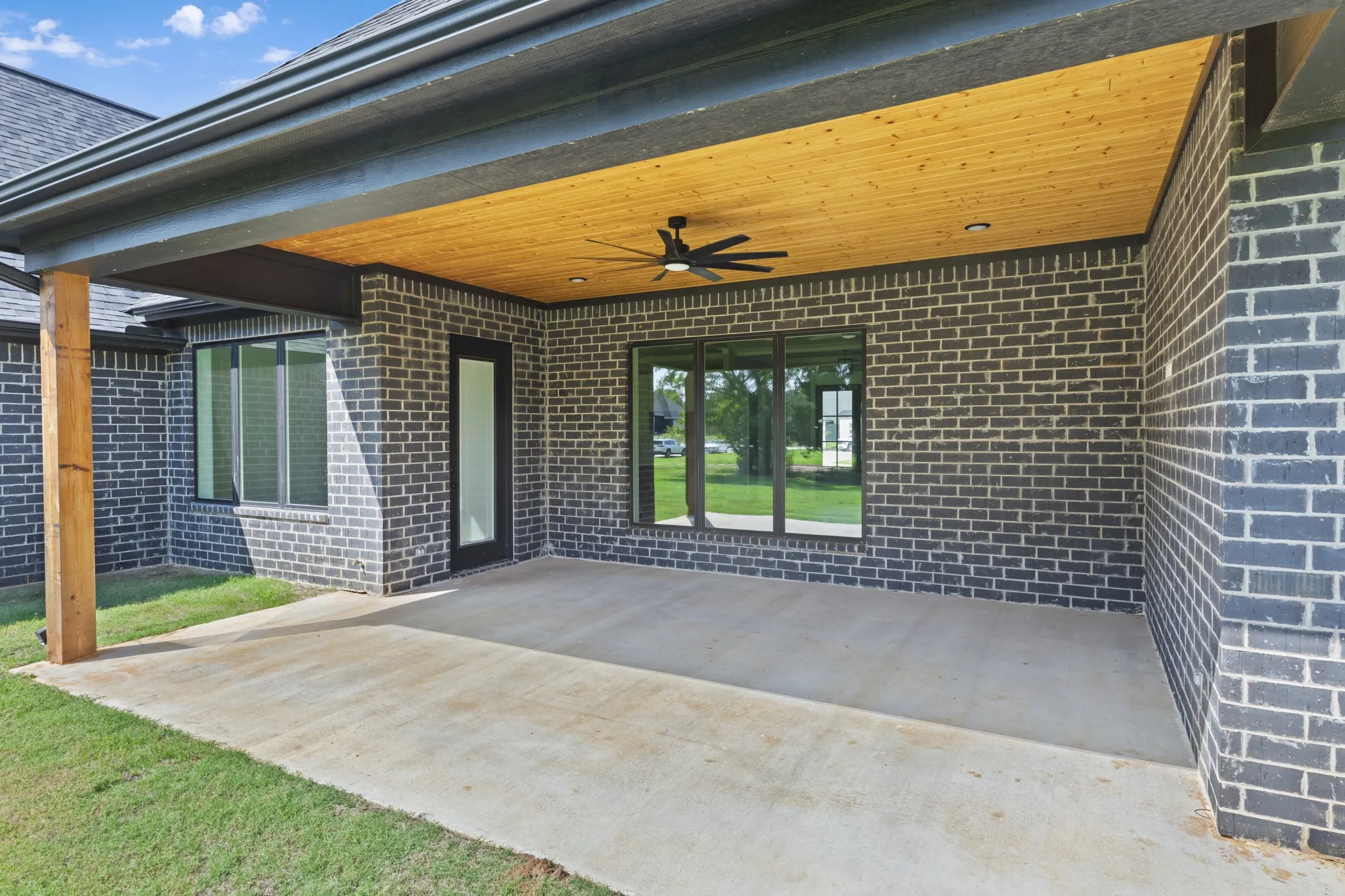 Single Family Residence For Sale in Smith County , 13932 Cedar Vista Lane, Tyler, Texas 75704, 4 Bedroom, 4 Bathroom, 2 Garage spaces, 2,800 Sqft, built in 2026, mls#21248963, Real Estate Agent in Tyler, Homes For Sale in Smith county, Homes For Sale in Tyler, Realtor in Tyler Texas, Real Estate Brokerage Independent Realty Texas, Luminita Cordes Realtor