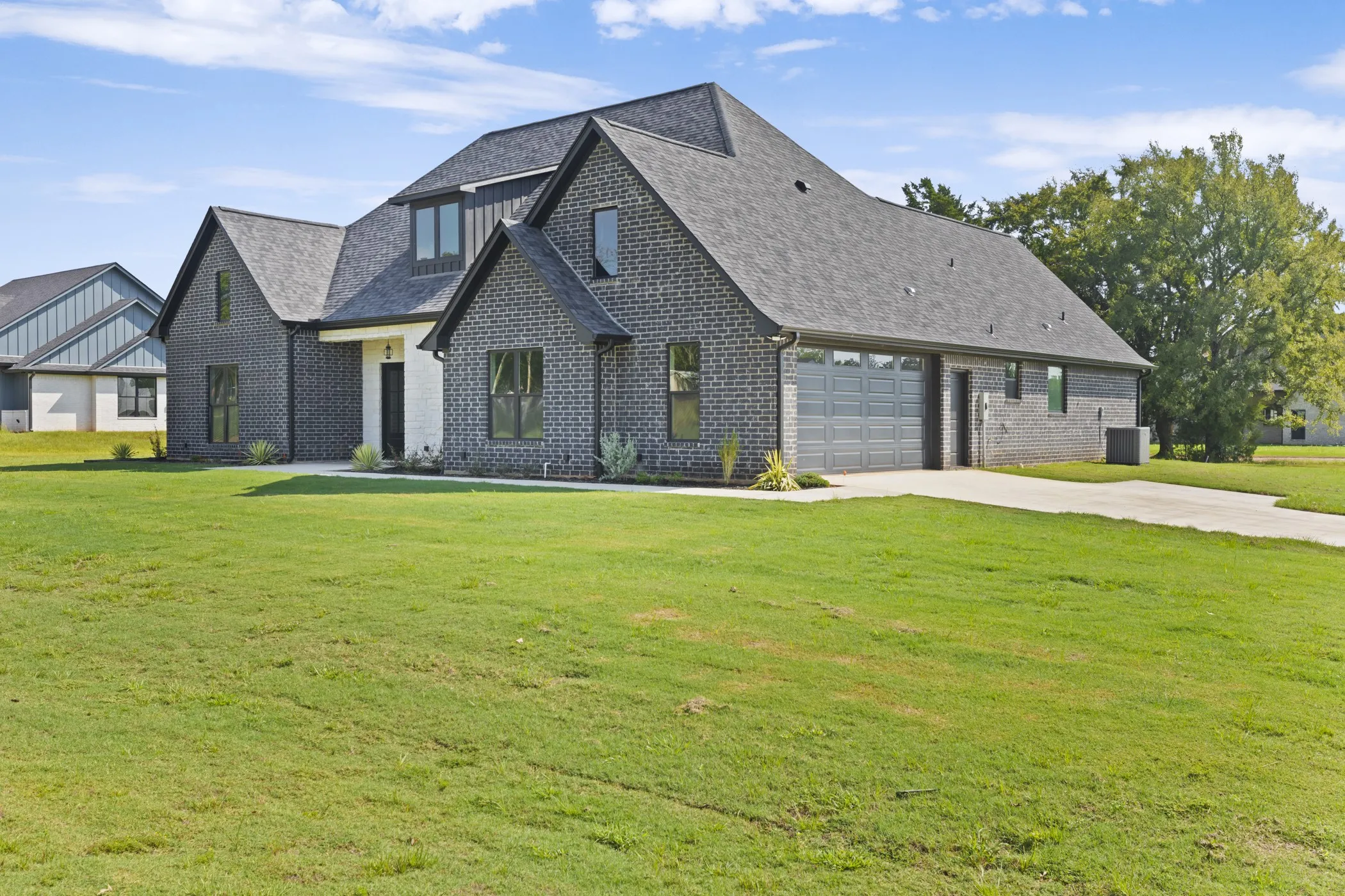 Single Family Residence For Sale in Smith County , 13932 Cedar Vista Lane, Tyler, Texas 75704, 4 Bedroom, 4 Bathroom, 2 Garage spaces, 2,800 Sqft, built in 2026, mls#21248963, Real Estate Agent in Tyler, Homes For Sale in Smith county, Homes For Sale in Tyler, Realtor in Tyler Texas, Real Estate Brokerage Independent Realty Texas, Luminita Cordes Realtor