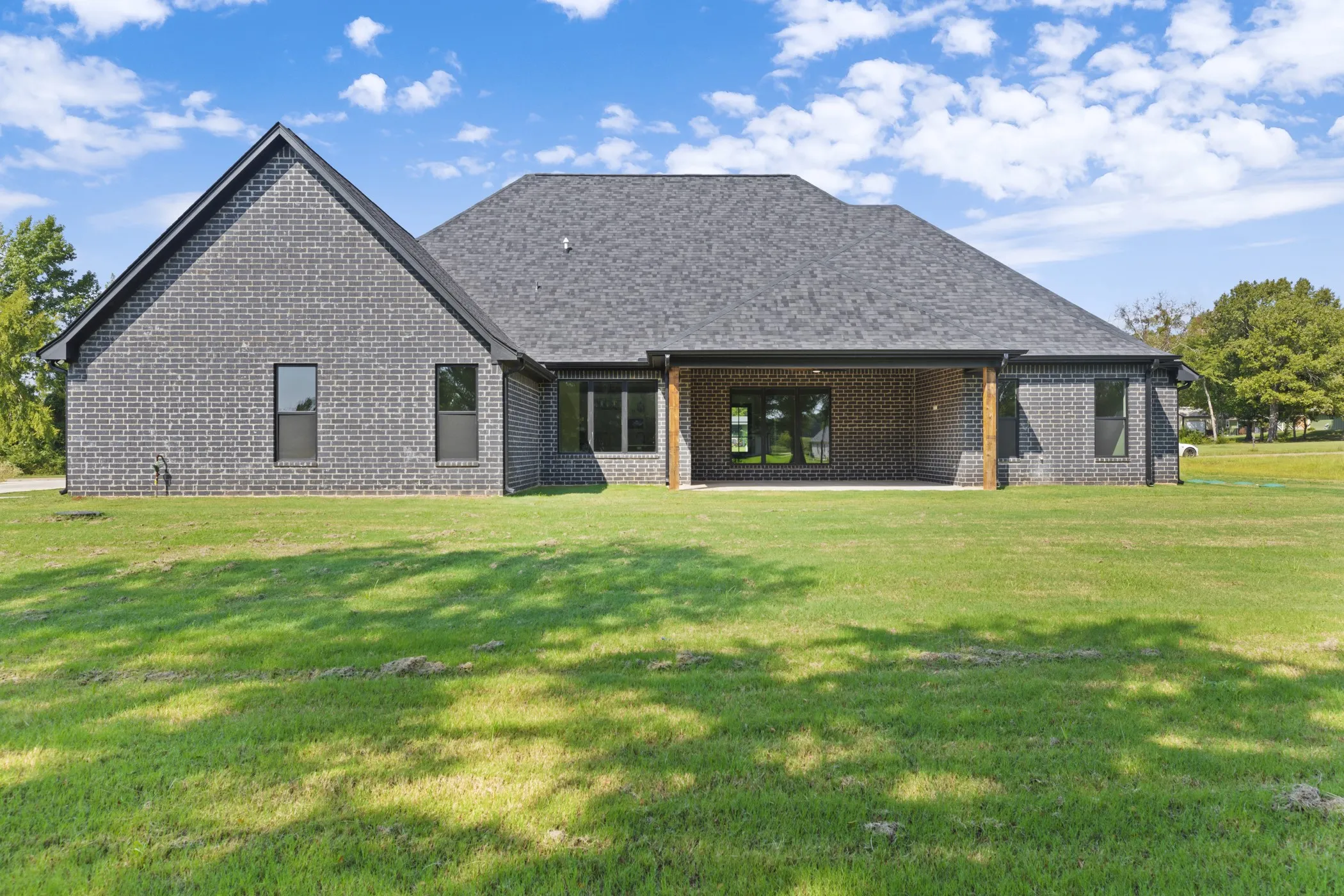 Single Family Residence For Sale in Smith County , 13932 Cedar Vista Lane, Tyler, Texas 75704, 4 Bedroom, 4 Bathroom, 2 Garage spaces, 2,800 Sqft, built in 2026, mls#21248963, Real Estate Agent in Tyler, Homes For Sale in Smith county, Homes For Sale in Tyler, Realtor in Tyler Texas, Real Estate Brokerage Independent Realty Texas, Luminita Cordes Realtor