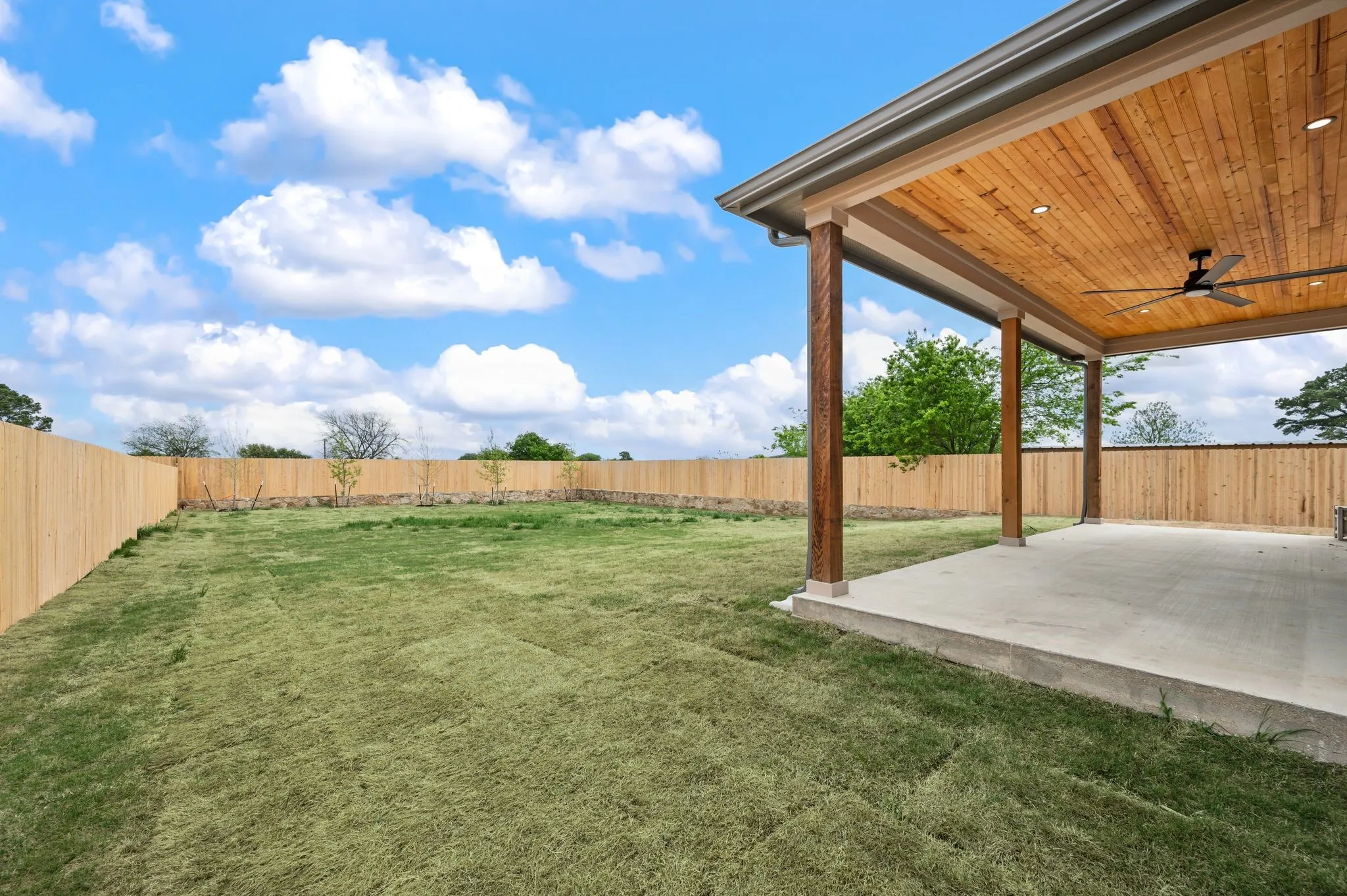 Single Family Residence For Sale in Parker County , 806 N Avenue E, Springtown, Texas 76082, 4 Bedroom, 3 Bathroom, 2 Garage spaces, 2,093 Sqft, built in 2026, New Construction - Complete, mls#21246780, Real Estate Agent in Springtown, Homes For Sale in Parker county, Homes For Sale in Springtown, Realtor in Springtown Texas, Real Estate Brokerage Independent Realty Texas, Luminita Cordes Realtor