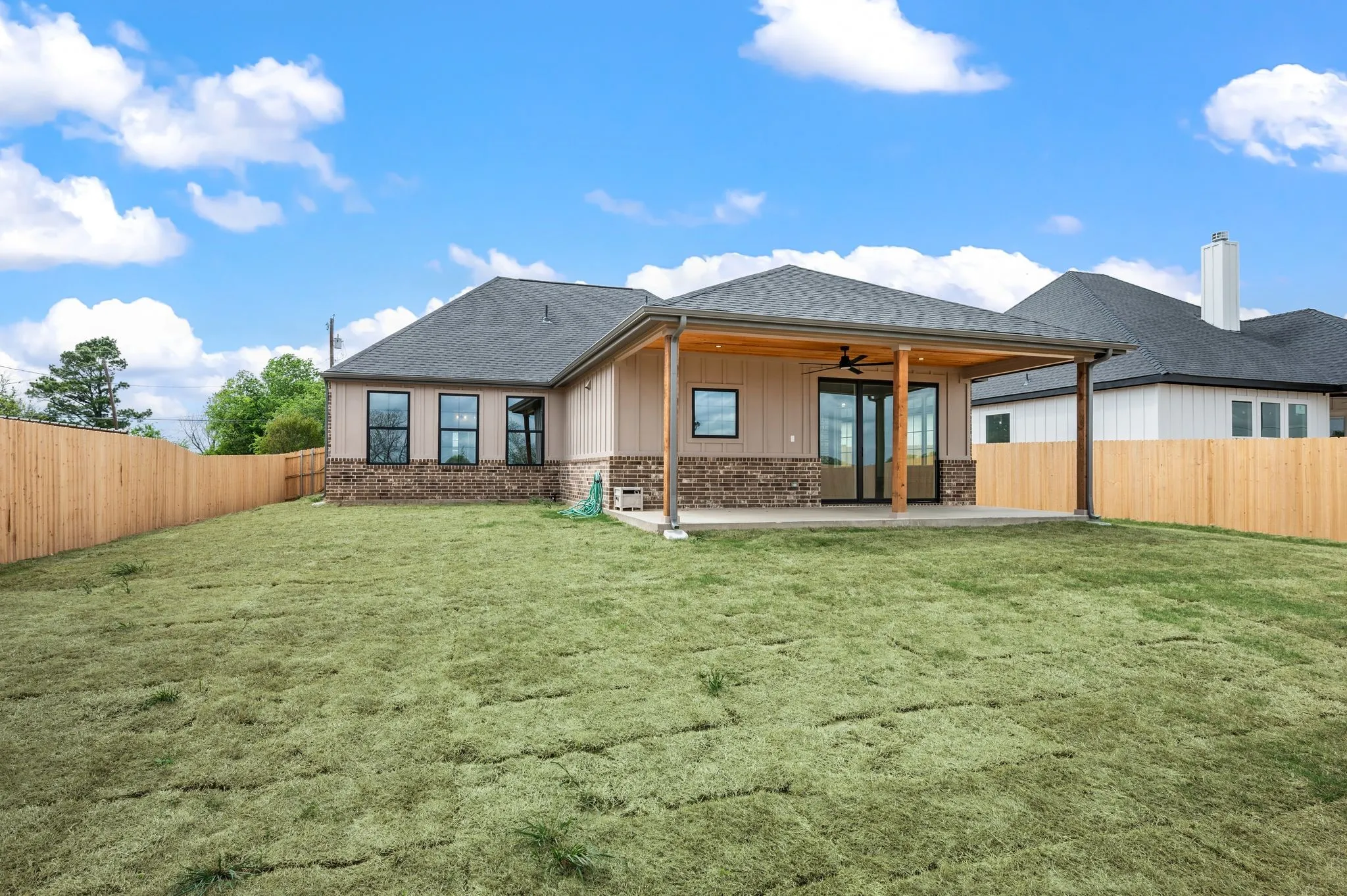 Single Family Residence For Sale in Parker County , 806 N Avenue E, Springtown, Texas 76082, 4 Bedroom, 3 Bathroom, 2 Garage spaces, 2,093 Sqft, built in 2026, New Construction - Complete, mls#21246780, Real Estate Agent in Springtown, Homes For Sale in Parker county, Homes For Sale in Springtown, Realtor in Springtown Texas, Real Estate Brokerage Independent Realty Texas, Luminita Cordes Realtor