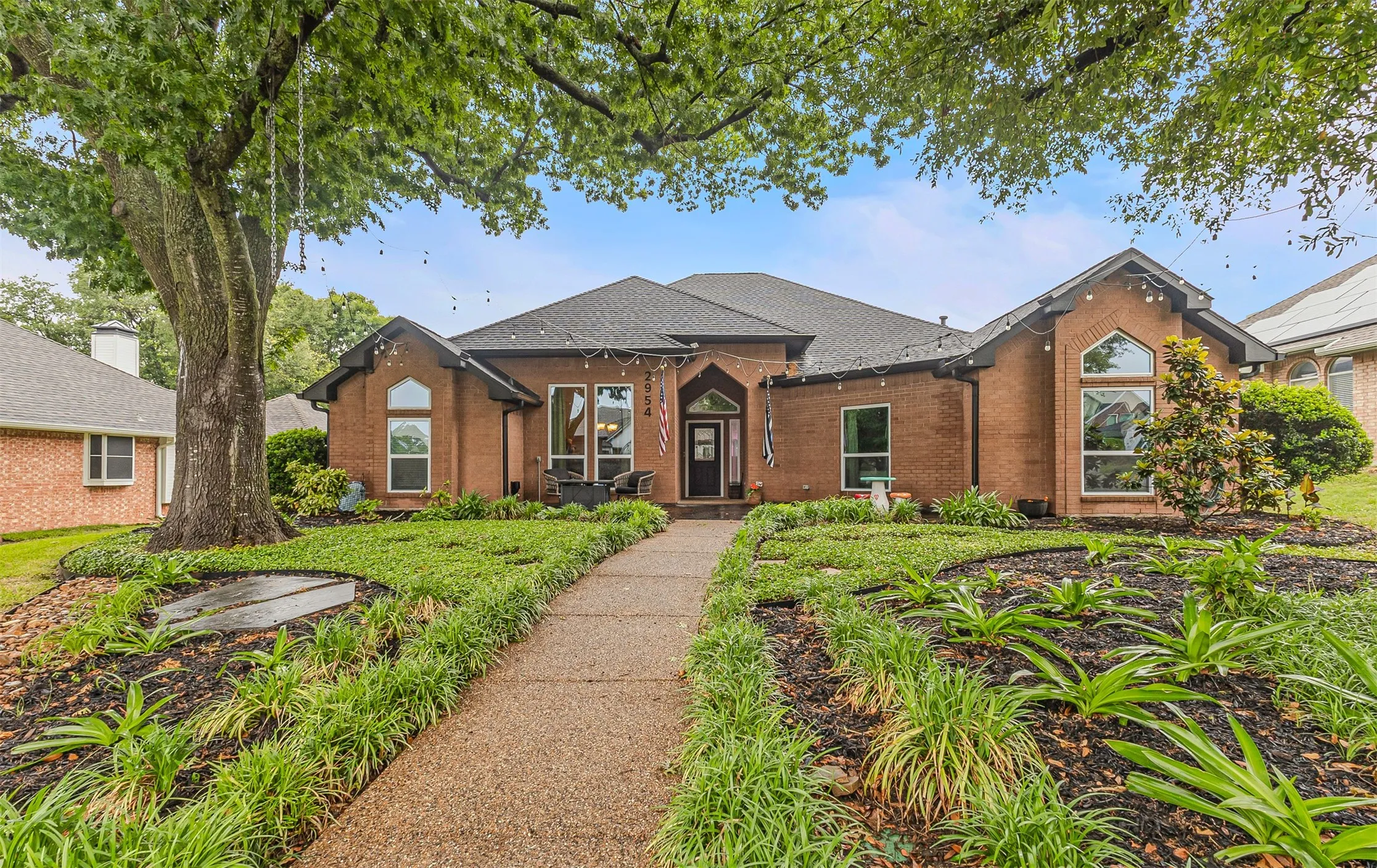 Welcome home to 2954 Oak Drive