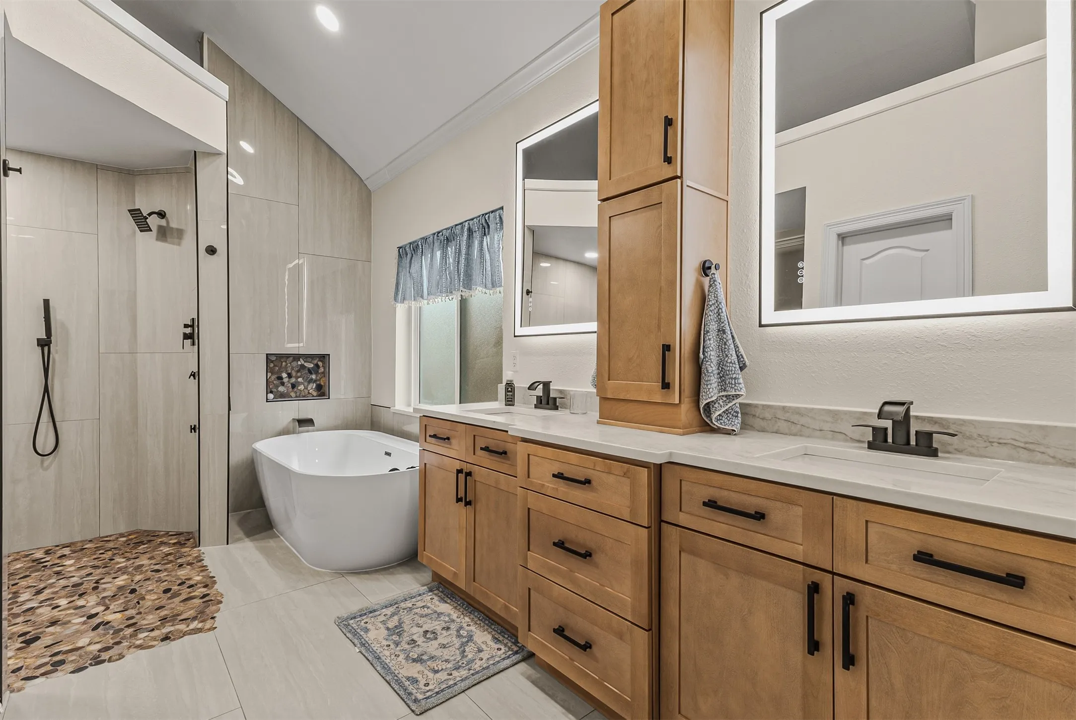 Beautifully updated primary bath
