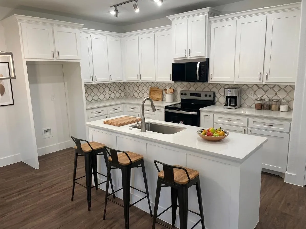 Single Family Residence For Sale in Hood County , 5912 Tin Top Highway, Granbury, Texas 76048, 3 Bedroom, 2 Bathroom, 2 Garage spaces, 1,575 Sqft, built in 2024, mls#21249288, Real Estate Agent in Granbury, Homes For Sale in Hood county, Homes For Sale in Granbury, Realtor in Granbury Texas, Real Estate Brokerage Independent Realty Texas, Luminita Cordes Realtor