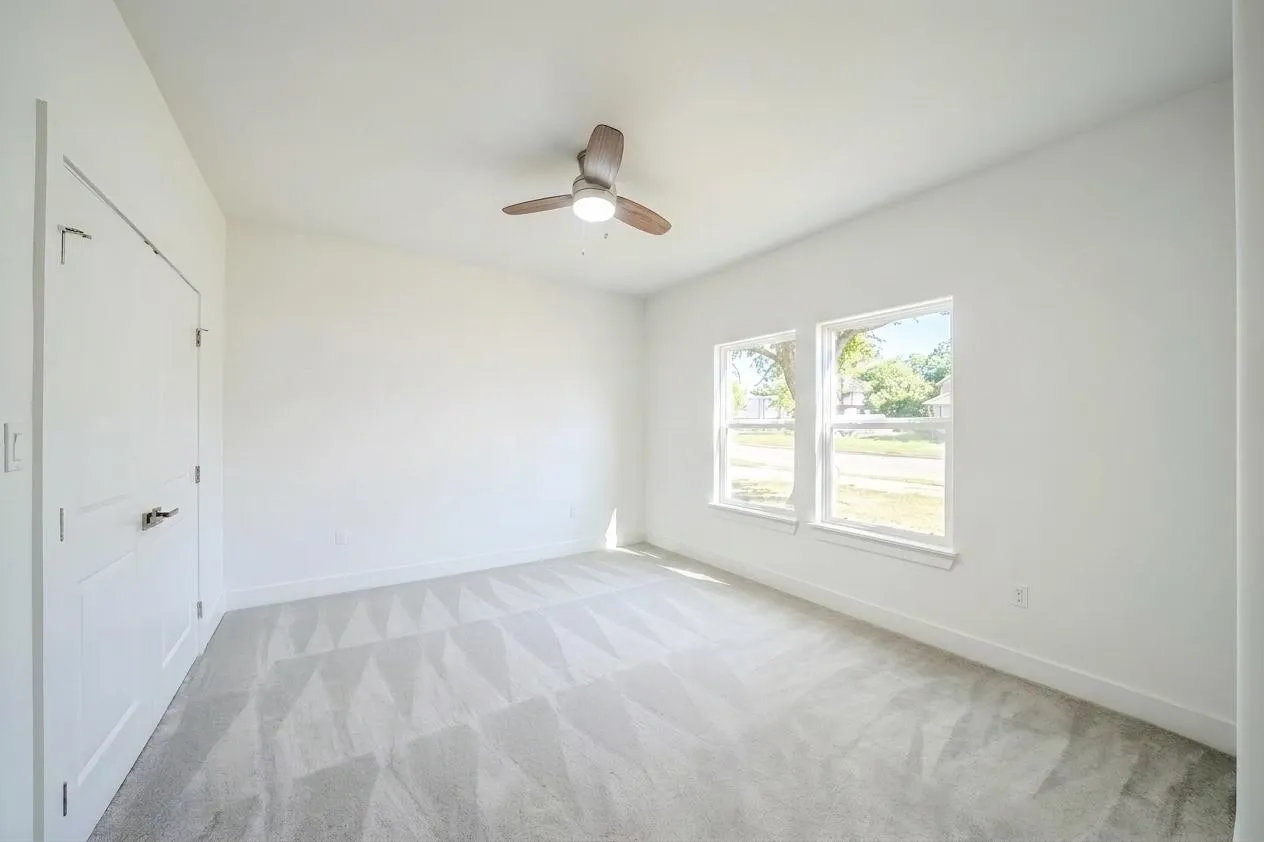 Single Family Residence For Sale in Hood County , 5912 Tin Top Highway, Granbury, Texas 76048, 3 Bedroom, 2 Bathroom, 2 Garage spaces, 1,575 Sqft, built in 2024, mls#21249288, Real Estate Agent in Granbury, Homes For Sale in Hood county, Homes For Sale in Granbury, Realtor in Granbury Texas, Real Estate Brokerage Independent Realty Texas, Luminita Cordes Realtor
