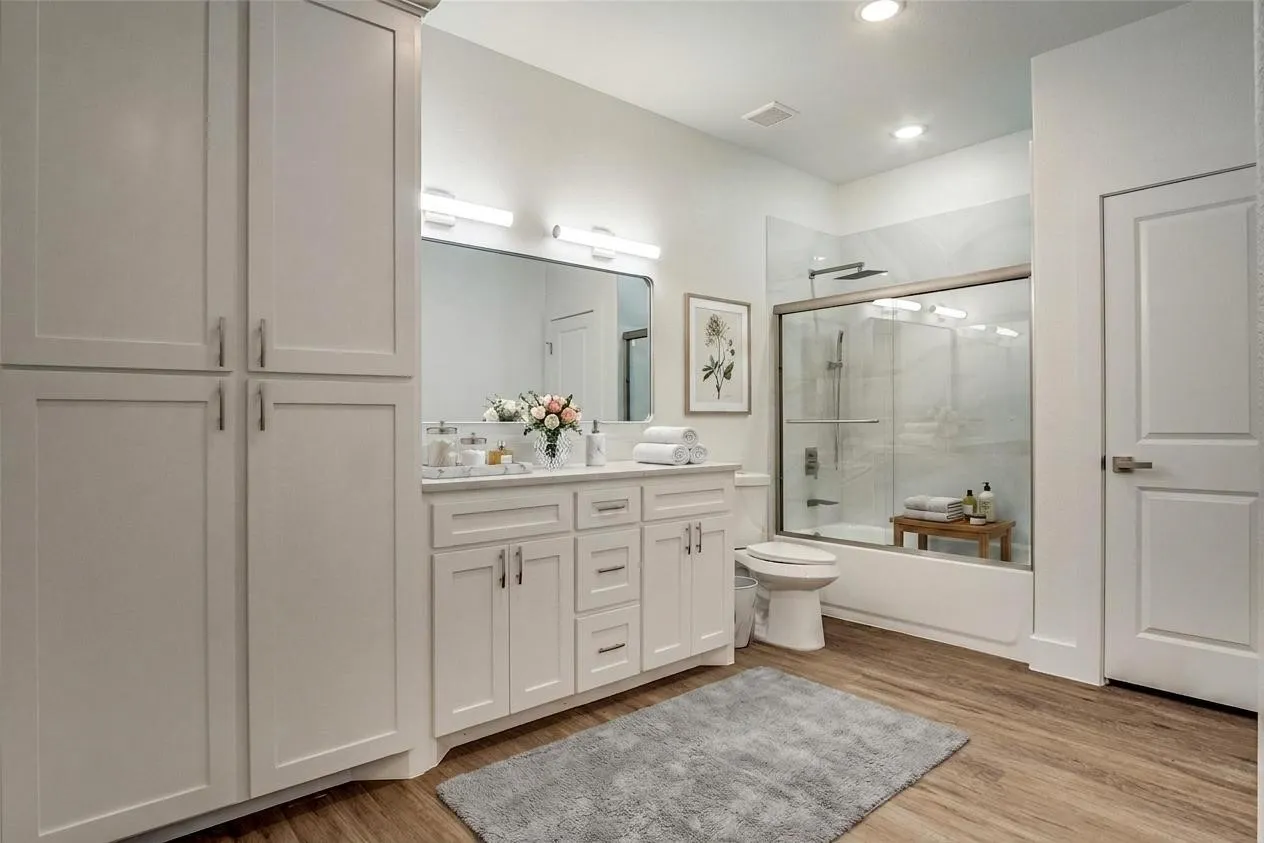 Single Family Residence For Sale in Hood County , 5912 Tin Top Highway, Granbury, Texas 76048, 3 Bedroom, 2 Bathroom, 2 Garage spaces, 1,575 Sqft, built in 2024, mls#21249288, Real Estate Agent in Granbury, Homes For Sale in Hood county, Homes For Sale in Granbury, Realtor in Granbury Texas, Real Estate Brokerage Independent Realty Texas, Luminita Cordes Realtor