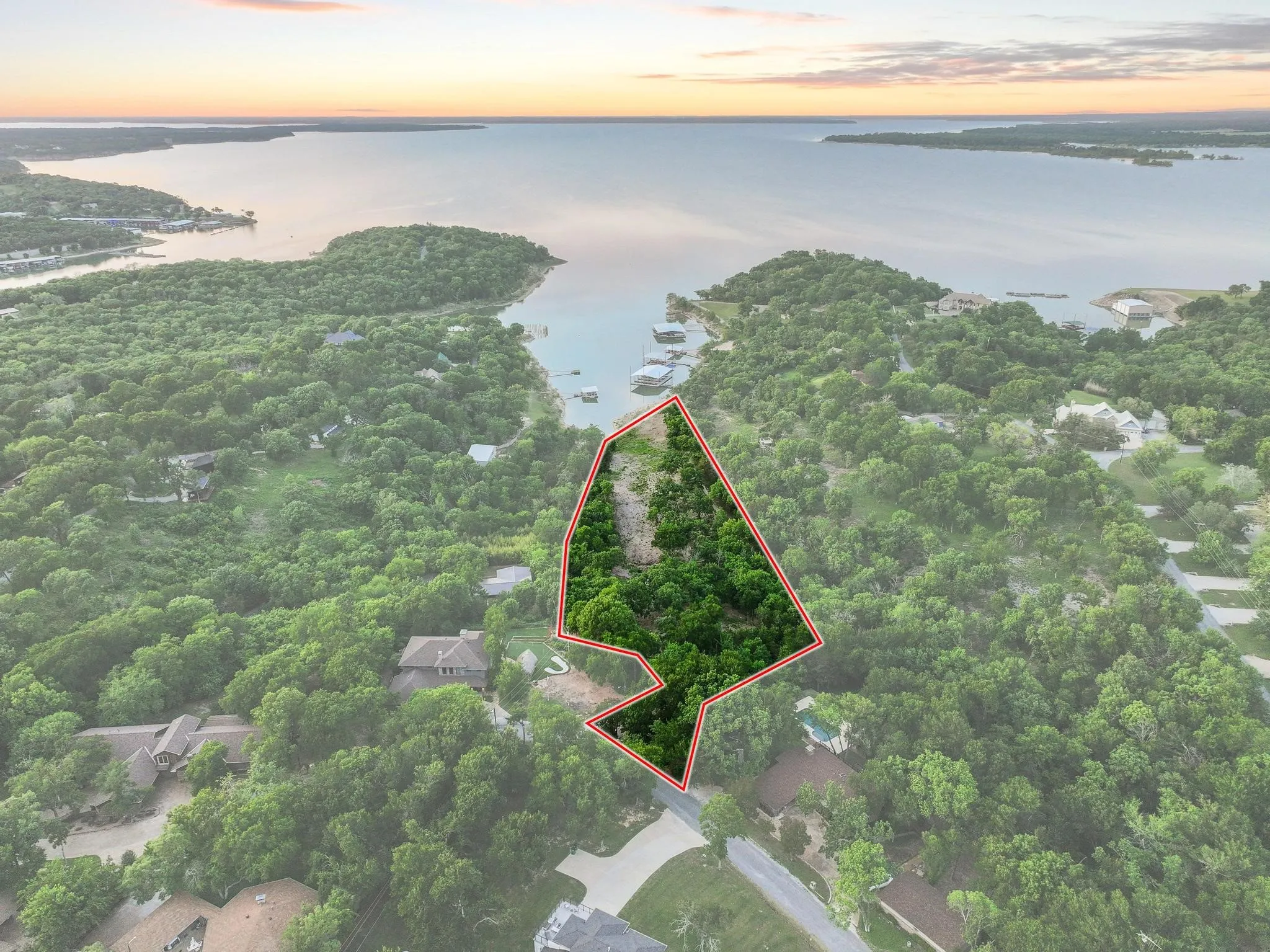 Unimproved Land For Sale in Grayson County , 437 Neva Lane, Denison, Texas 75020, 0, 0, Garage spaces, 0 Sqft, built in 0, Price $1,250,000, mls#21248546, Real Estate Agent in Denison, Homes For Sale in Grayson county, Homes For Sale in Denison, Realtor in Denison Texas, Real Estate Brokerage Independent Realty Texas, Luminita Cordes Realtor
