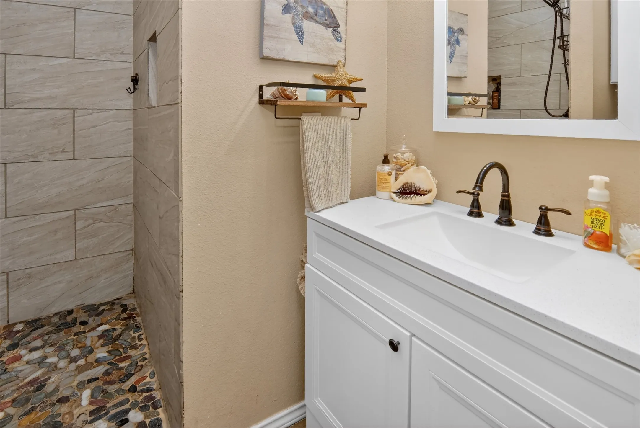Single Family Residence For Sale in Palo Pinto County , 3622 Fm 52, Graford, Texas 76449, 3 Bedroom, 2 Bathroom, 3 Garage spaces, 1,600 Sqft, built in 2019, Preowned, Price $629,000, mls#21249367, Real Estate Agent in Graford, Homes For Sale in Palo Pinto county, Homes For Sale in Graford, Realtor in Graford Texas, Real Estate Brokerage Independent Realty Texas, Luminita Cordes Realtor