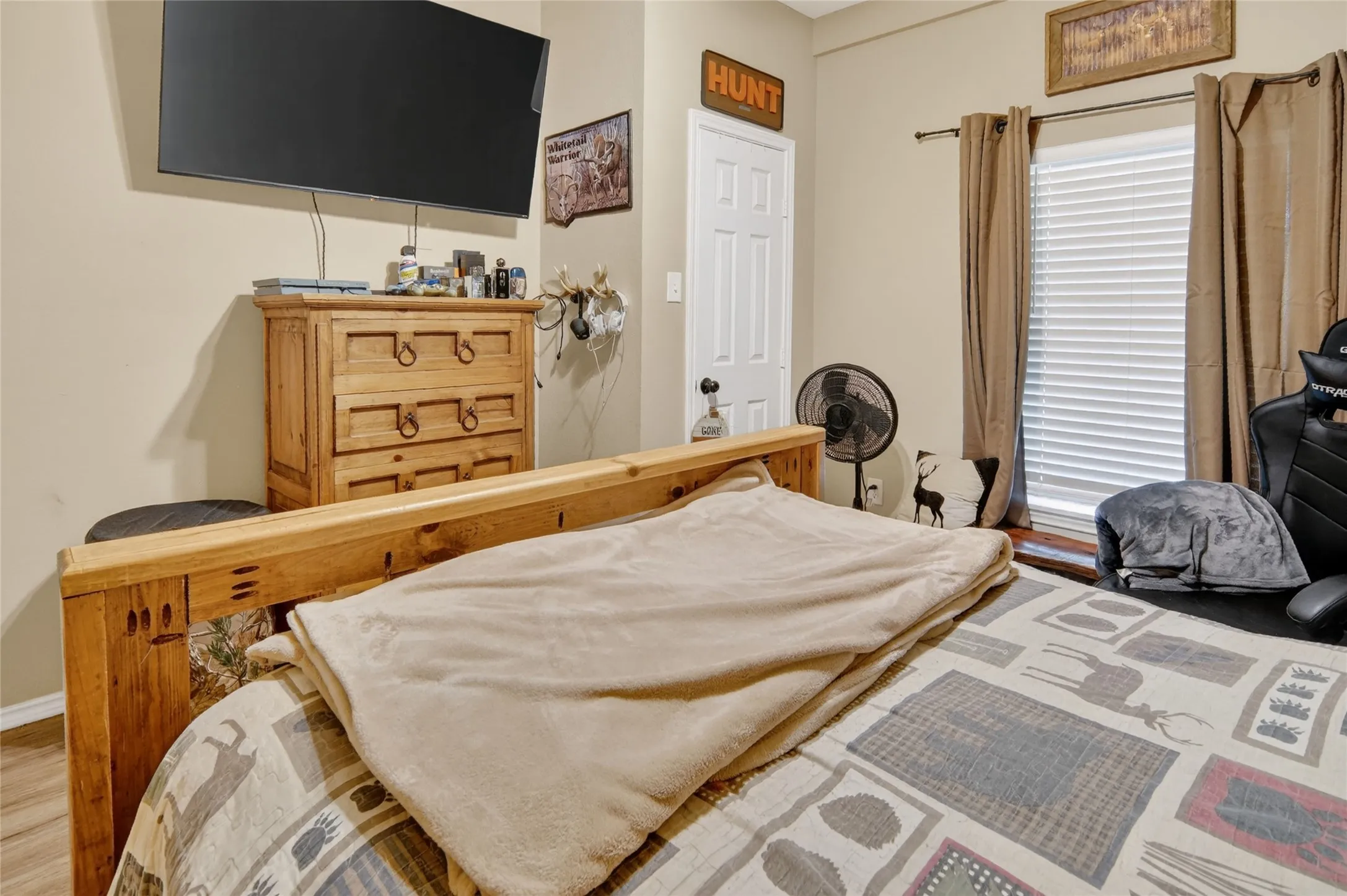 Single Family Residence For Sale in Palo Pinto County , 3622 Fm 52, Graford, Texas 76449, 3 Bedroom, 2 Bathroom, 3 Garage spaces, 1,600 Sqft, built in 2019, Preowned, Price $629,000, mls#21249367, Real Estate Agent in Graford, Homes For Sale in Palo Pinto county, Homes For Sale in Graford, Realtor in Graford Texas, Real Estate Brokerage Independent Realty Texas, Luminita Cordes Realtor