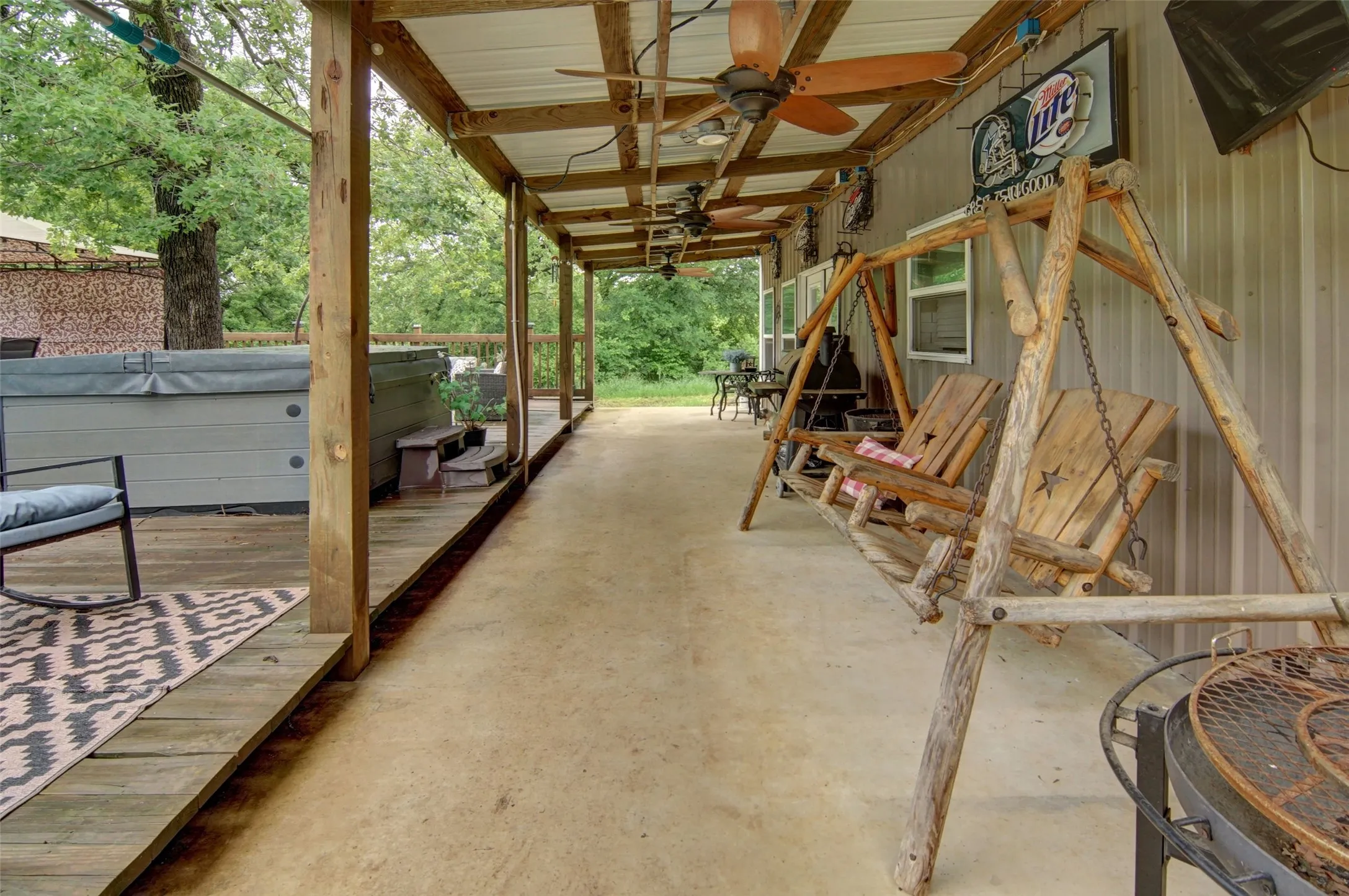 Single Family Residence For Sale in Palo Pinto County , 3622 Fm 52, Graford, Texas 76449, 3 Bedroom, 2 Bathroom, 3 Garage spaces, 1,600 Sqft, built in 2019, Preowned, Price $629,000, mls#21249367, Real Estate Agent in Graford, Homes For Sale in Palo Pinto county, Homes For Sale in Graford, Realtor in Graford Texas, Real Estate Brokerage Independent Realty Texas, Luminita Cordes Realtor