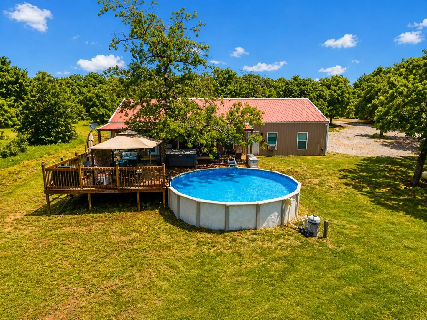 Single Family Residence For Sale in Palo Pinto County , 3622 Fm 52, Graford, Texas 76449, 3 Bedroom, 2 Bathroom, 3 Garage spaces, 1,600 Sqft, built in 2019, Preowned, Price $629,000, mls#21249367, Real Estate Agent in Graford, Homes For Sale in Palo Pinto county, Homes For Sale in Graford, Realtor in Graford Texas, Real Estate Brokerage Independent Realty Texas, Luminita Cordes Realtor